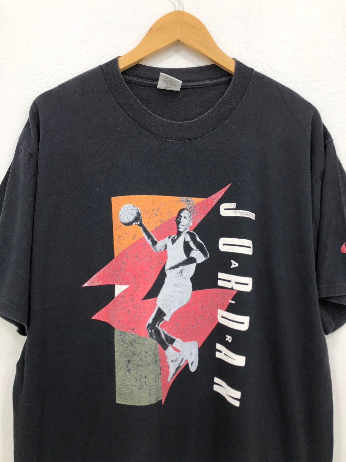Jordan Brand × Nike × Vintage Vintage 90's Nike Michael Jordan Gray Tag shirt wts01 Size US L / EU 52-54 / 3 - 1 Thumbnail