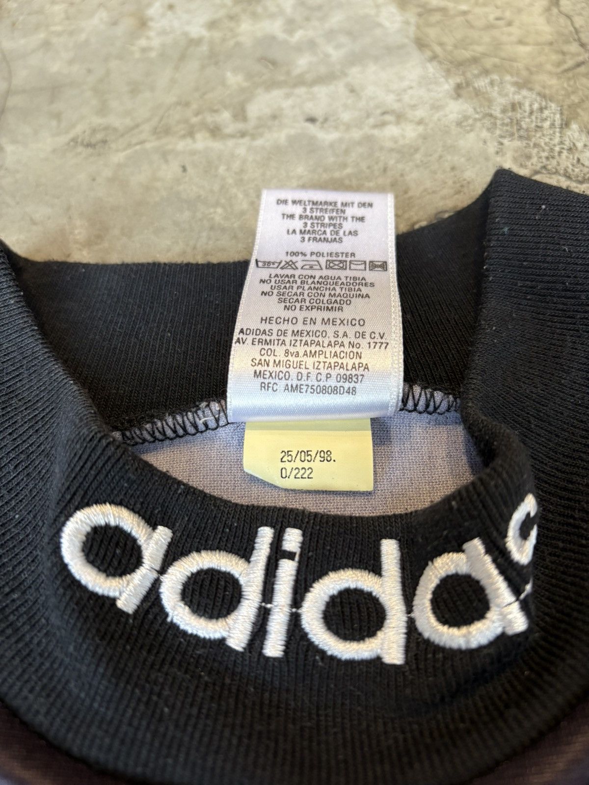 Adidas Club América goalkeeper kit 1998-1999 limited edition 0/222 Size US L / EU 52-54 / 3 - 7 Thumbnail