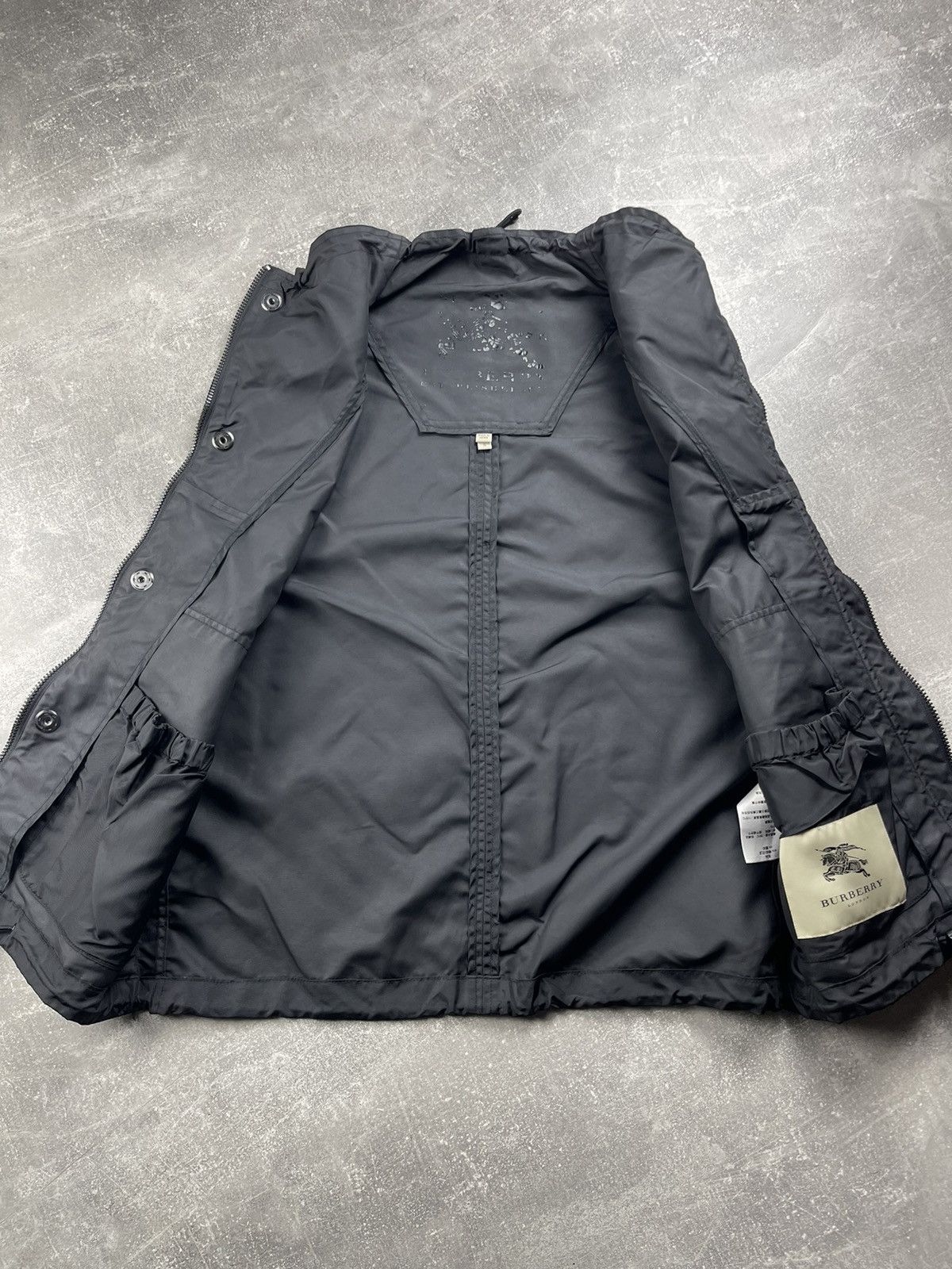 Burberry Burberry London Technical Utility Vest Black Size US S / EU 44-46 / 1 - 13 Thumbnail