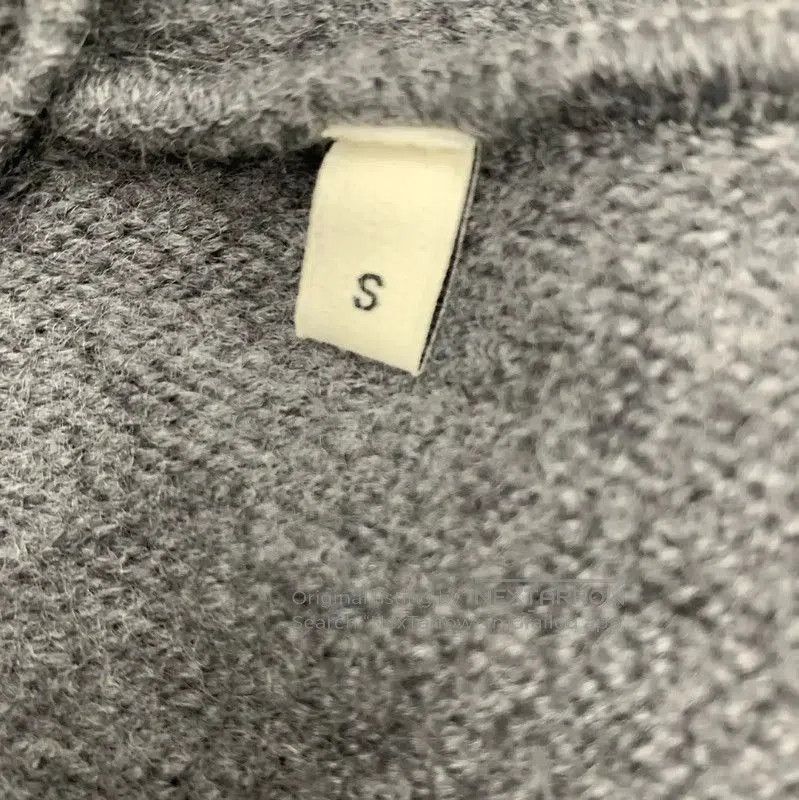 AMI AMI Grey Sweater with Heart Logo . Size US S / EU 44-46 / 1 - 8 Thumbnail