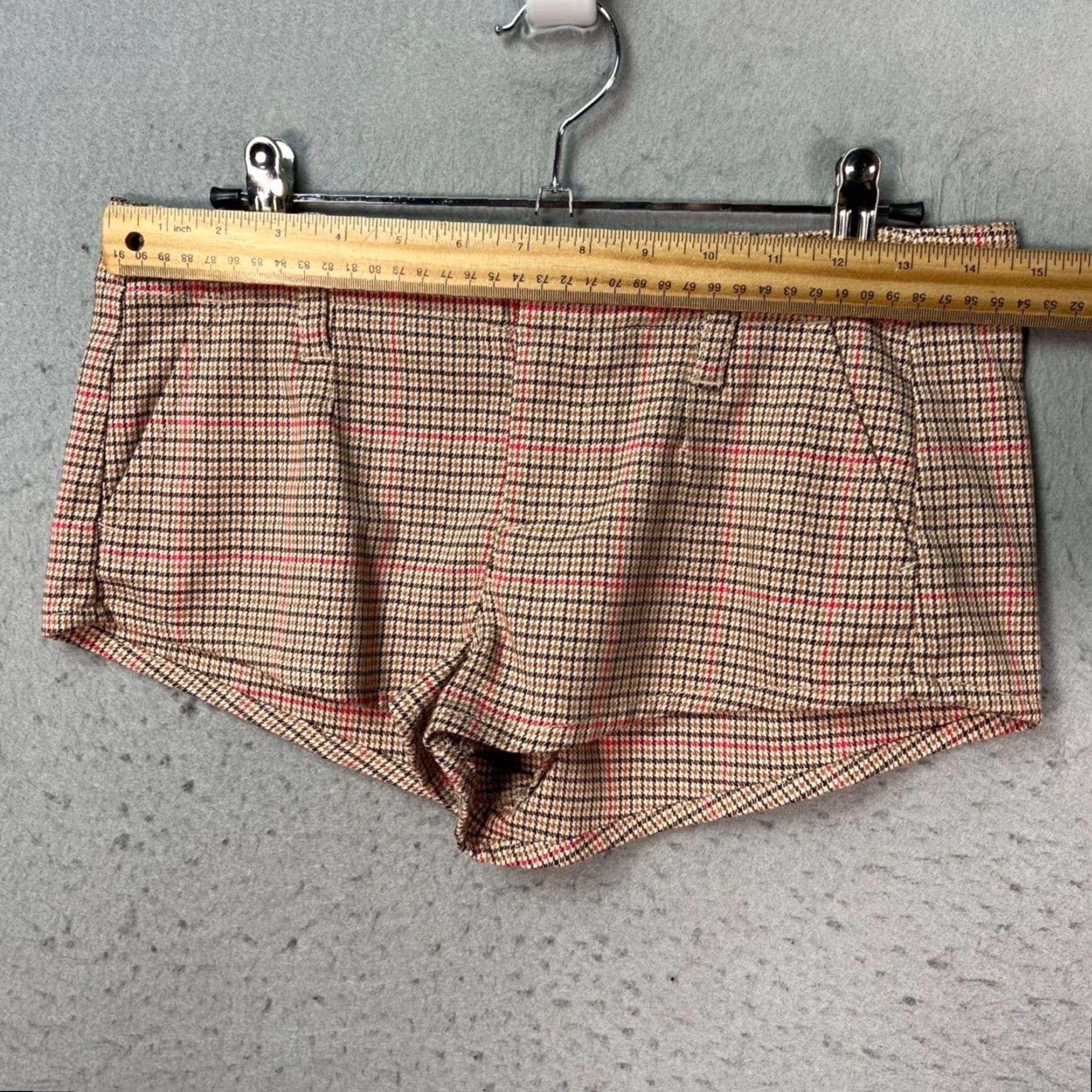 Vintage We The Free Womens Size 2 Plaid Brown & Red Hot Pants Shorts Shirt Hoodie Hat etc Size 26" / US 2 / IT 38 - 5 Thumbnail