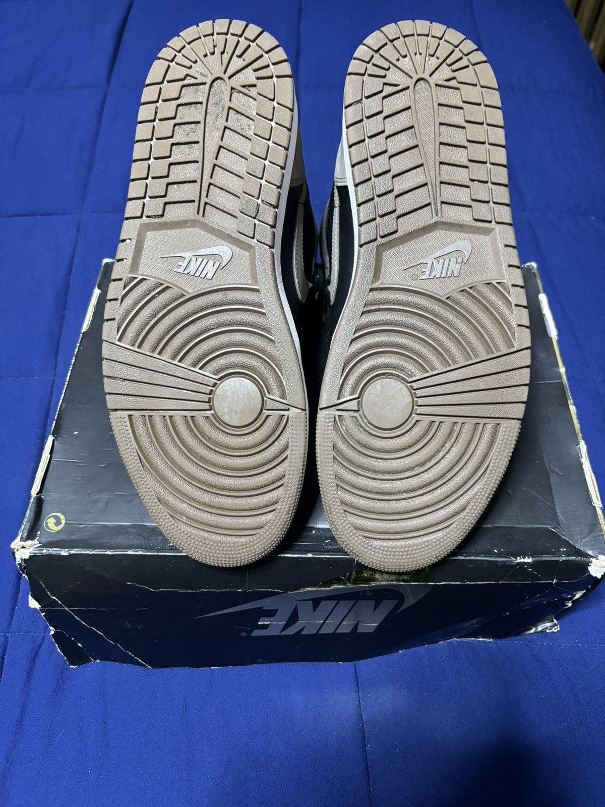 Jordan Brand Jordan 1 Retro High OG Palomino 2023 Size 11 Size US 11 / EU 44 - 5 Thumbnail