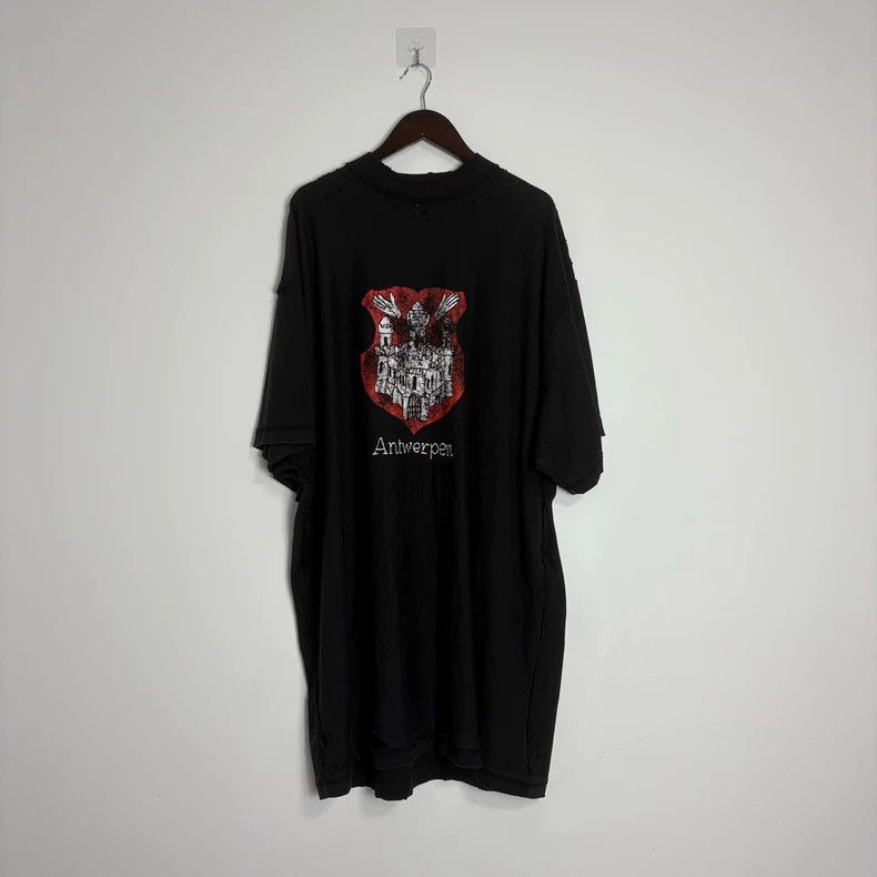 Balenciaga Balenciaga Logo printing of Antwerp palace Size US L / EU 52-54 / 3 - 1 Thumbnail