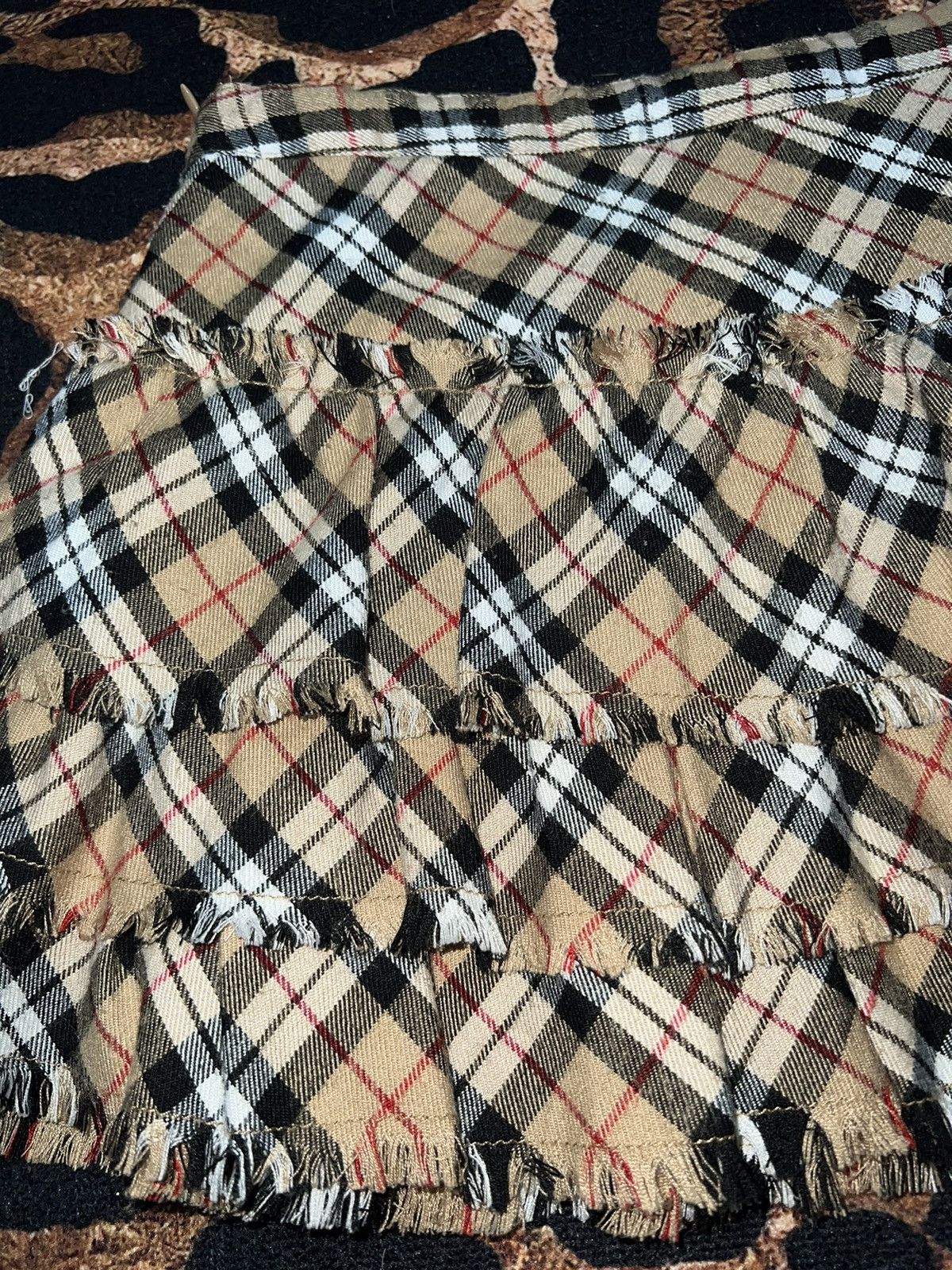 Burberry Japanese tartan layered skirt 🎀💖 Size 26" / US 2 / IT 38 - 4 Thumbnail