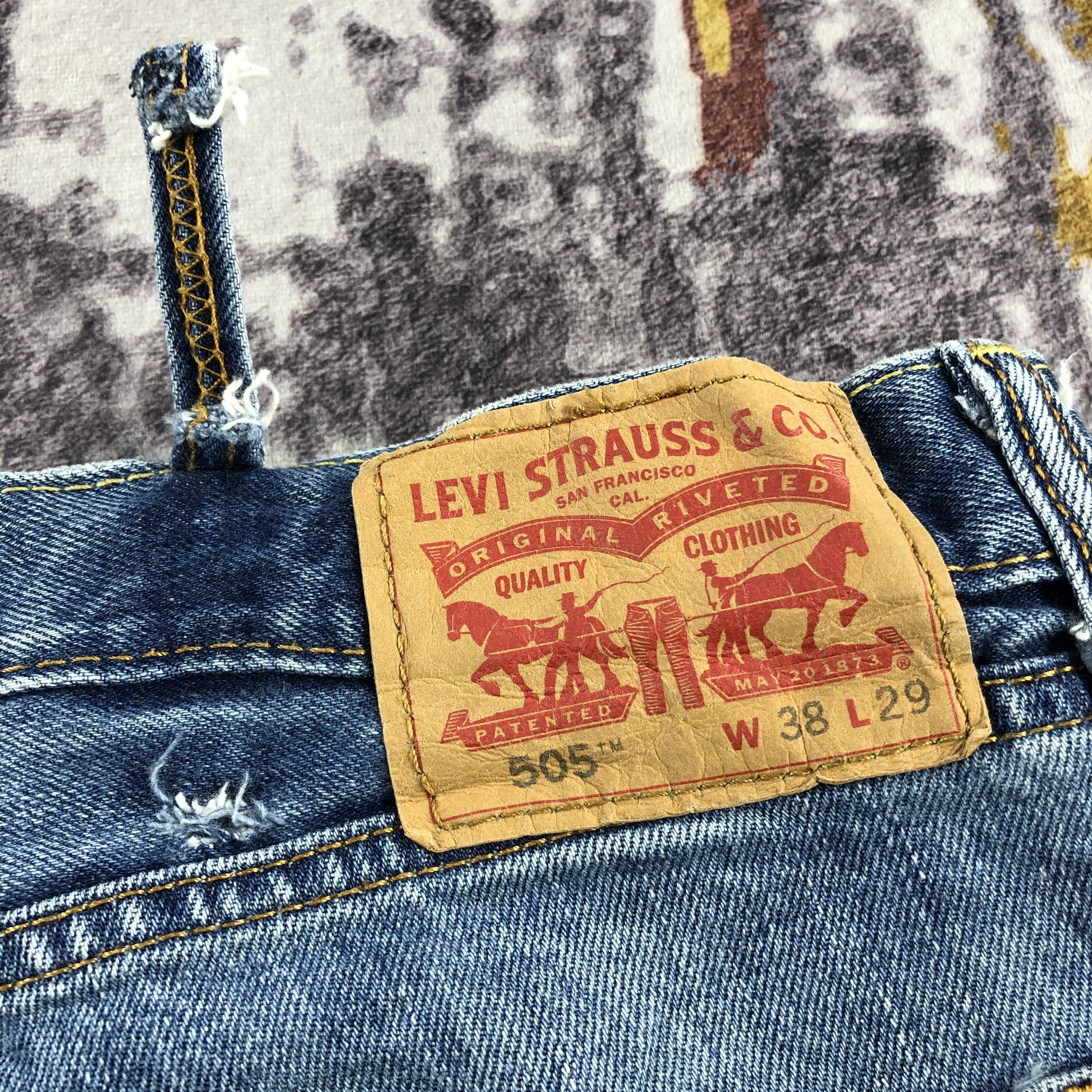 Levi's × Vintage Vintage Blue Wash Levis 505 Jeans-JM2985 Size US 39 - 6 Thumbnail