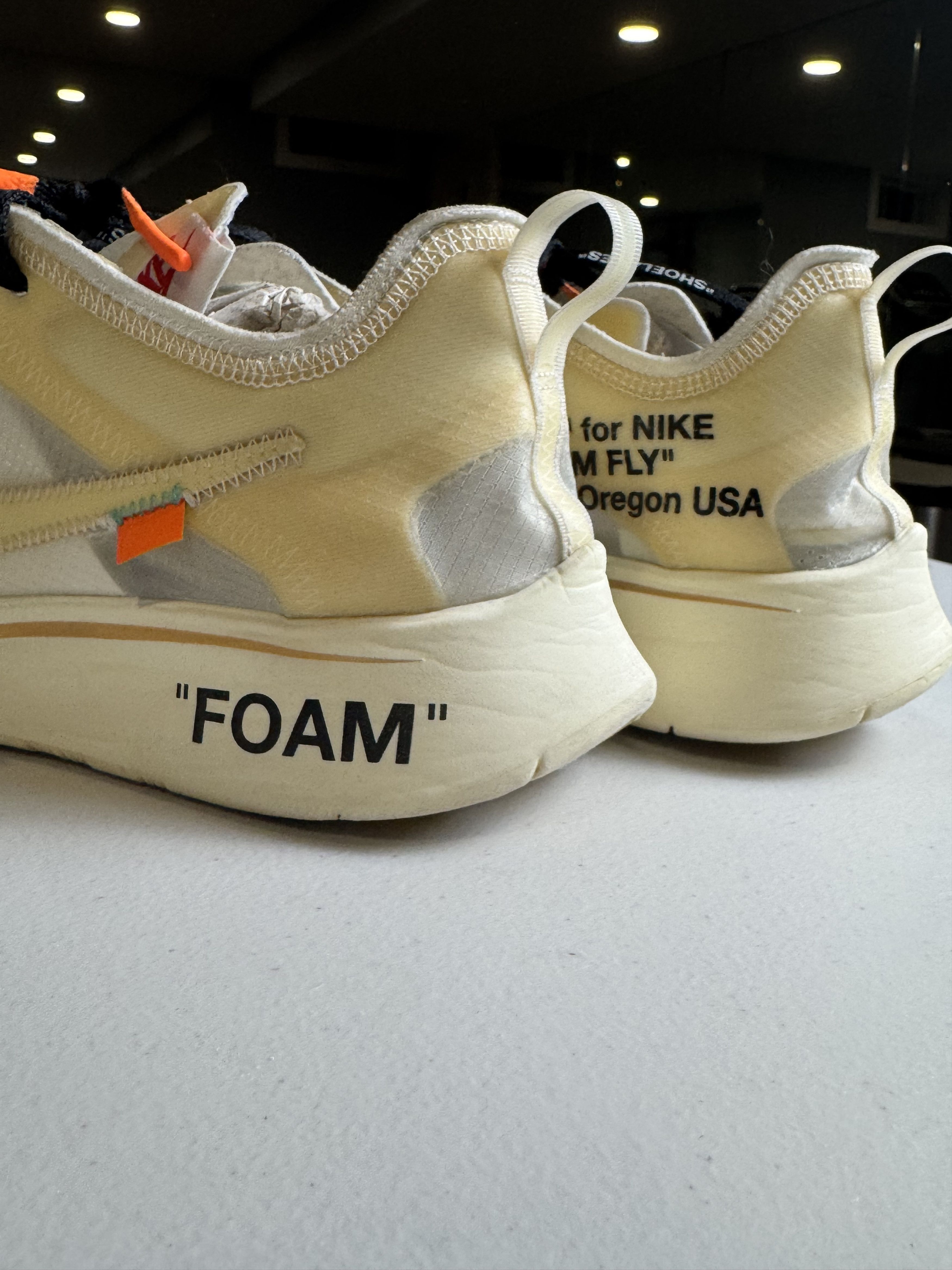 Nike × Off-White Nike X OFF-White Zoom Fly M10 Size US 10 / EU 43 - 3 Thumbnail