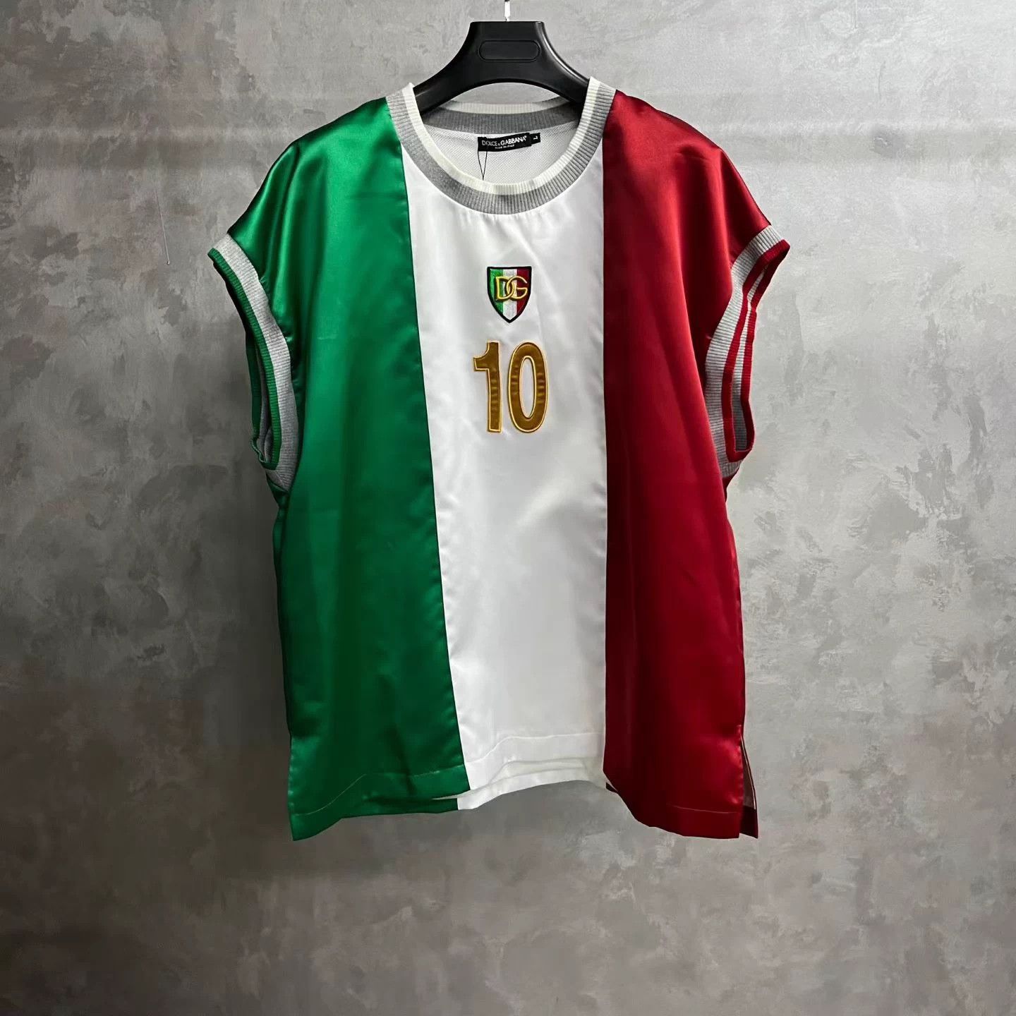 Dolce & Gabbana Dolce & Gabbana Color Blocked Striped Crewneck T-shirt L Size US L / EU 52-54 / 3 - 1 Thumbnail