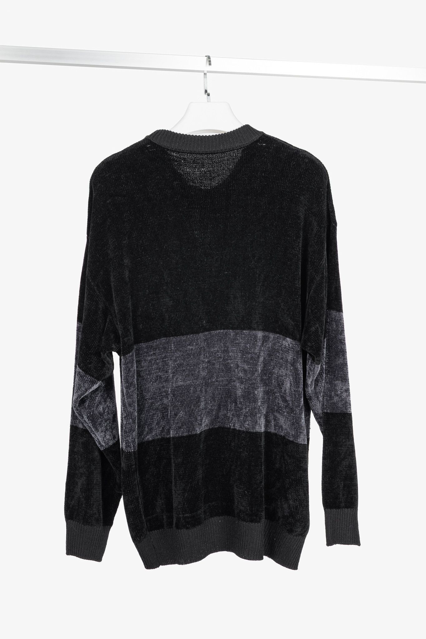 Burberry Burberry Vintage Black Chenille Checkered-Logo Sweater Size US XL / EU 56 / 4 - 2 Thumbnail