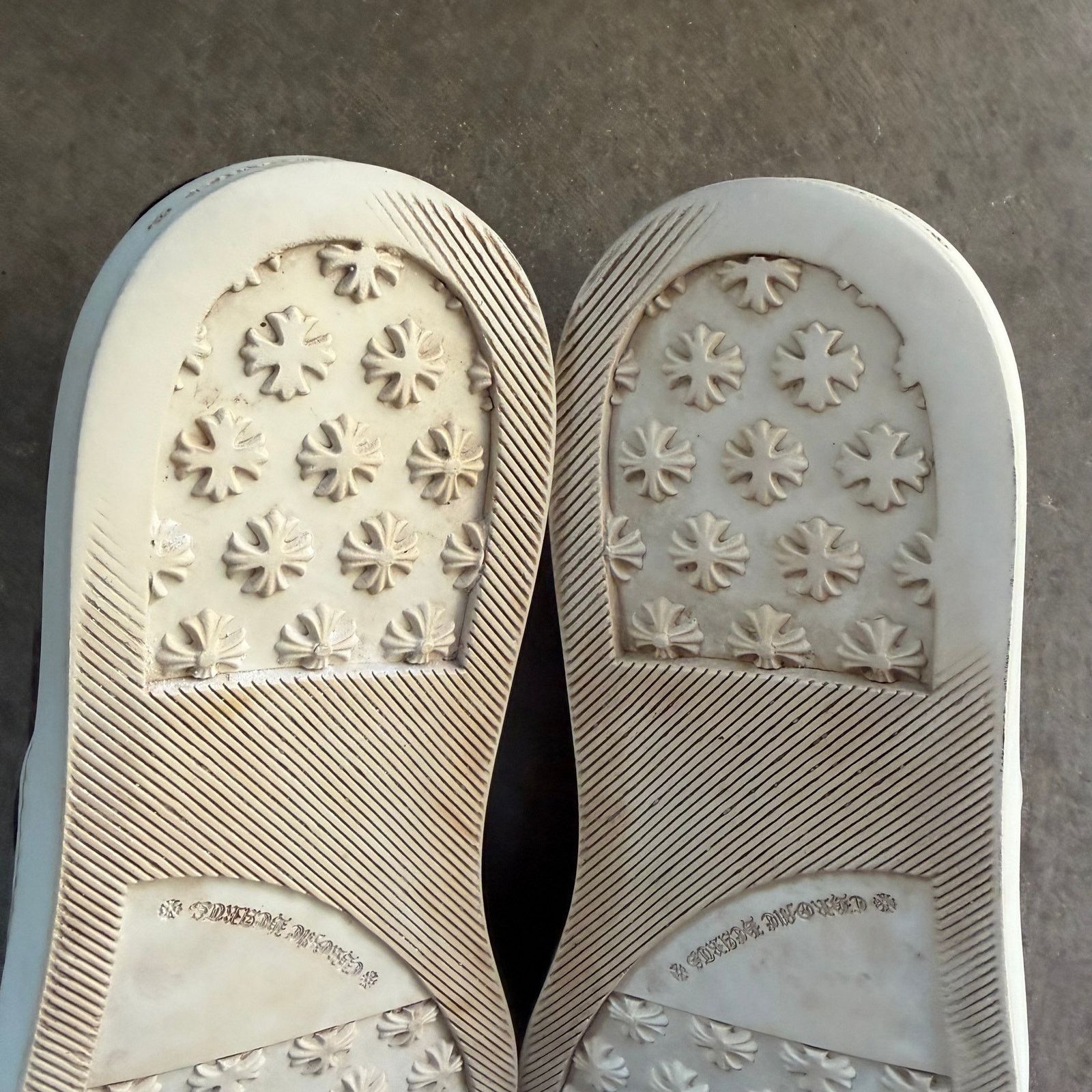 Chrome Hearts 41EU Chrome Hearts Dagger Camo Slip Ons Size US 8 / EU 41 - 11 Thumbnail