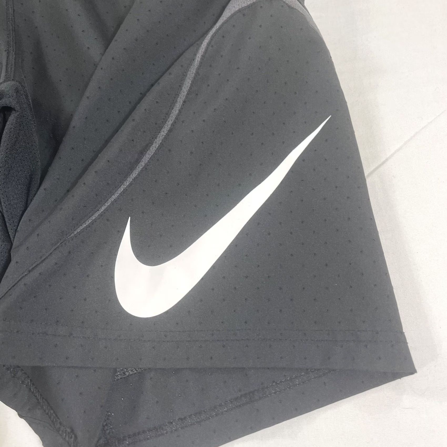 Nike Nike Men's S Untouchable Black White Woven Dri Fit Football Shorts 804339-011 Size US 29 - 5 Thumbnail