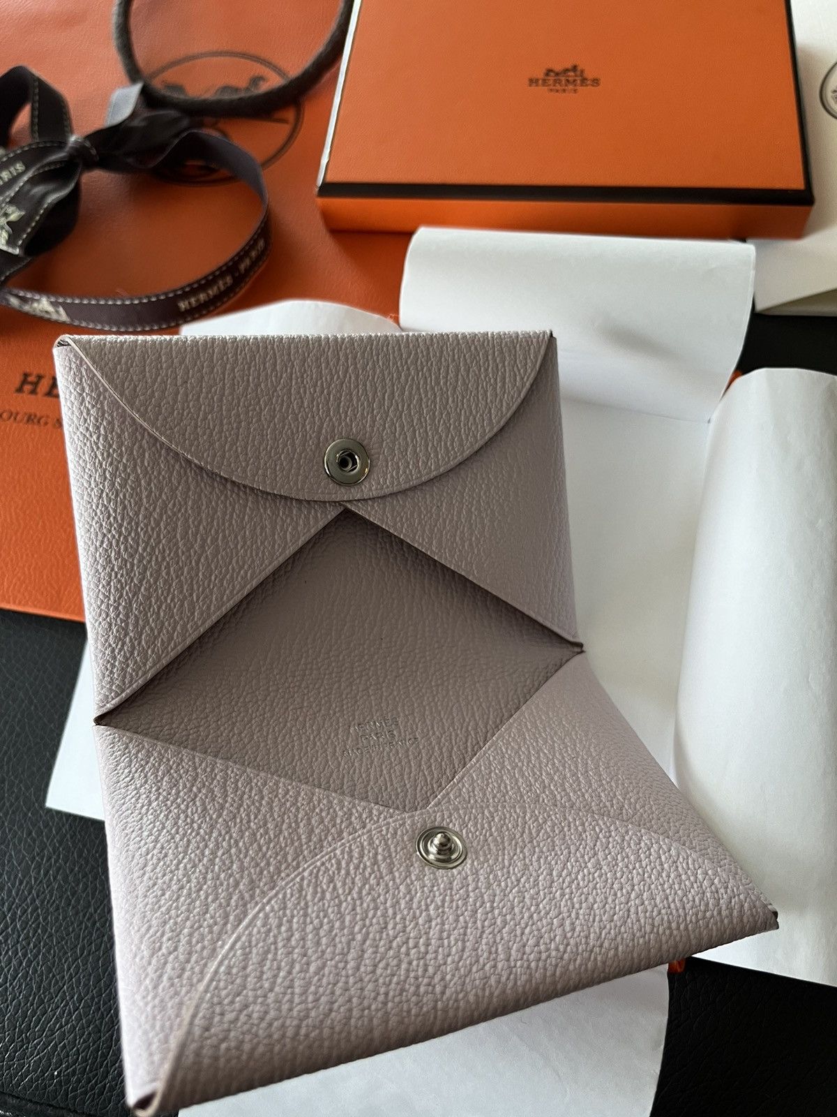 Hermes Hermes Brand New Calvi Mauve Pale Chèvre Mysore Leather Size ONE SIZE - 11 Thumbnail