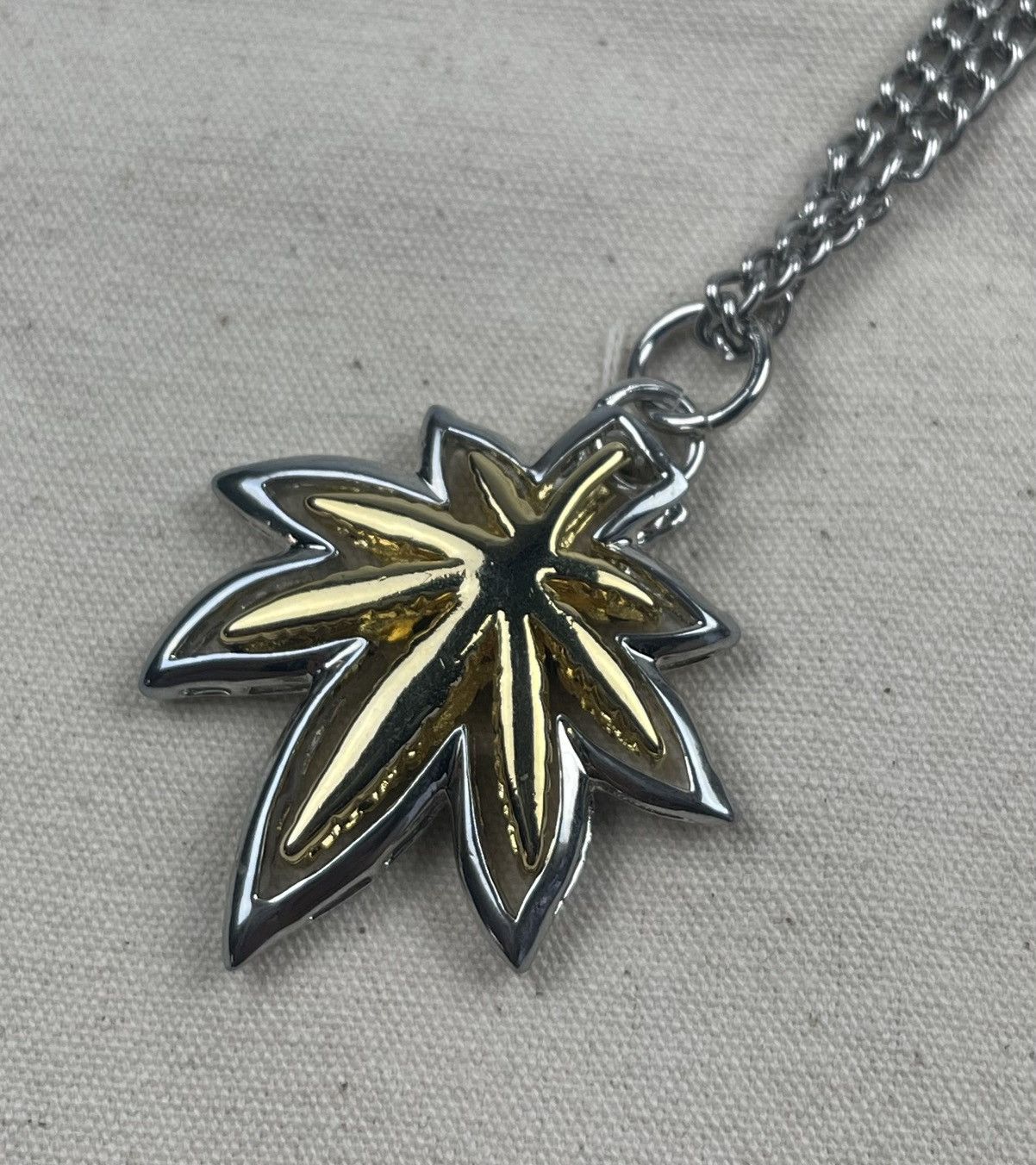 Japanese Brand cannabis necklace Size ONE SIZE - 3 Thumbnail