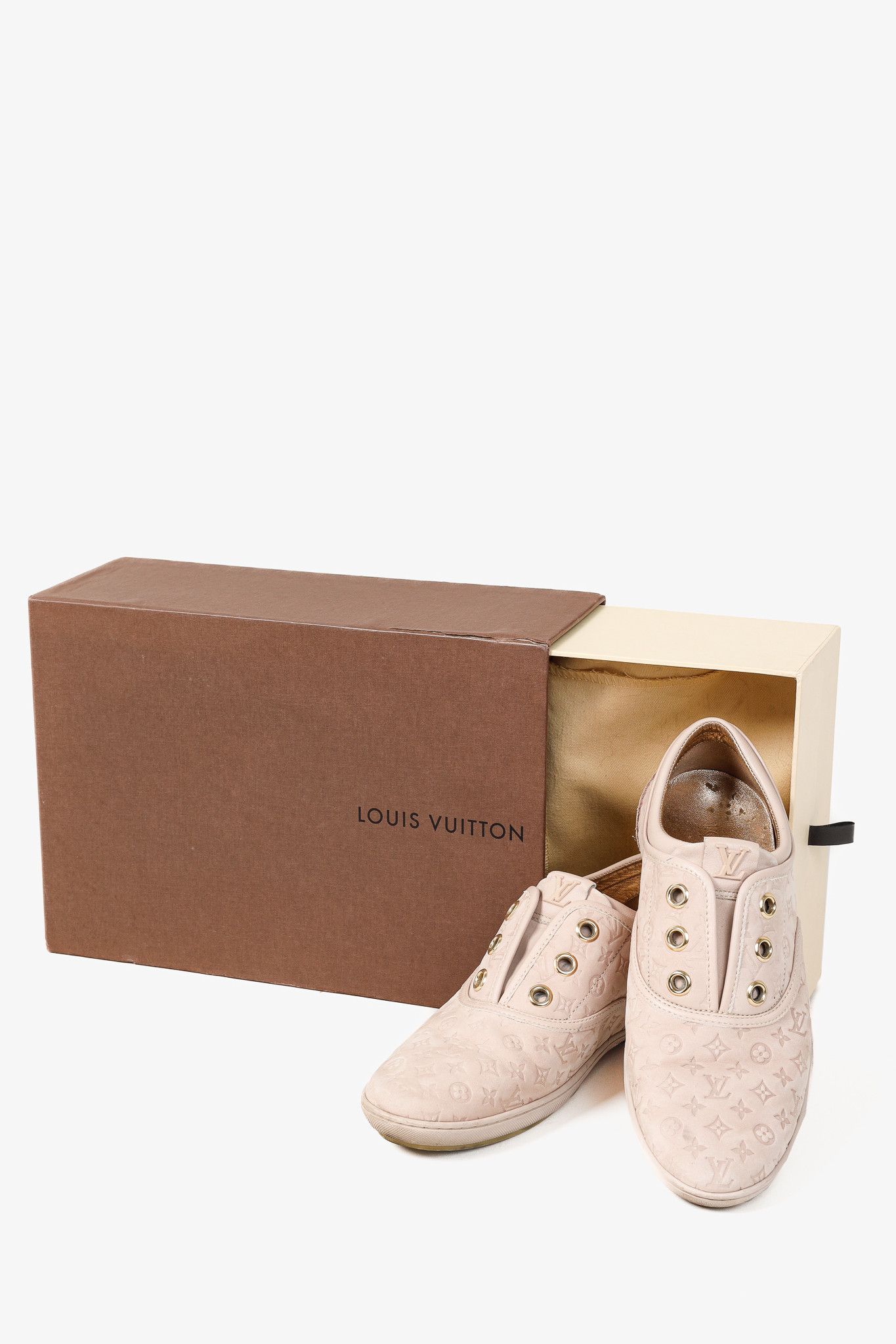 Louis Vuitton Louis Vuitton Popincourt Monogram Embossed Nubuck Sneakers Size US 5 / IT 35 - 11 Thumbnail