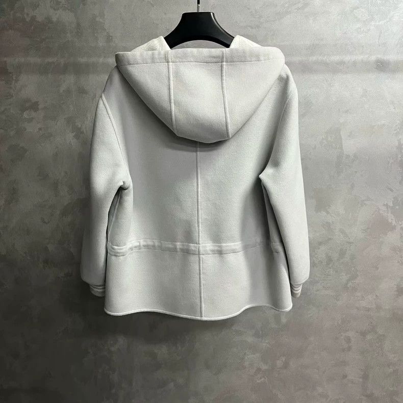 Louis Vuitton Louis Vuitton 24 New Grey Stripe Trim Zip Hooded Jacket Size XXS / US 00 / IT 34 - 6 Thumbnail