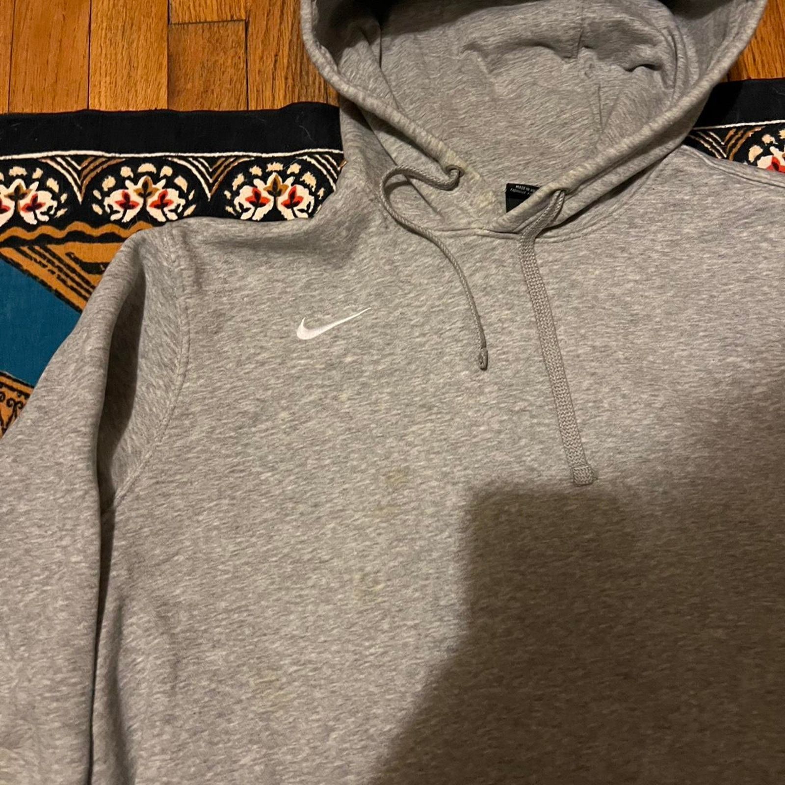 Nike Vintage grey nike hoodie small swoosh embroidered men xl Size US XL / EU 56 / 4 - 2 Thumbnail