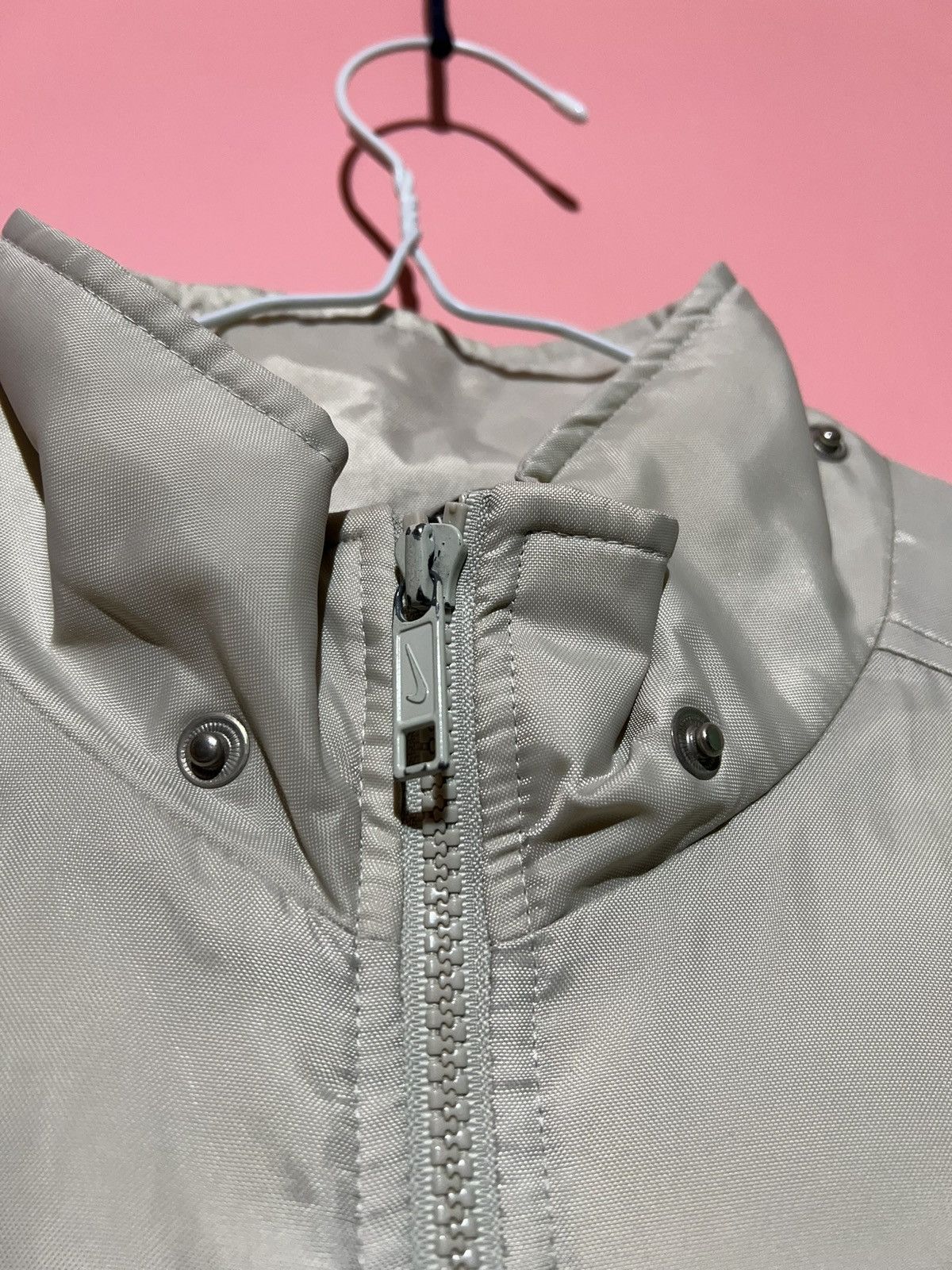 Nike Nike vintage rare jacket coat logo swoosh y2k beige Size US L / EU 52-54 / 3 - 18 Thumbnail