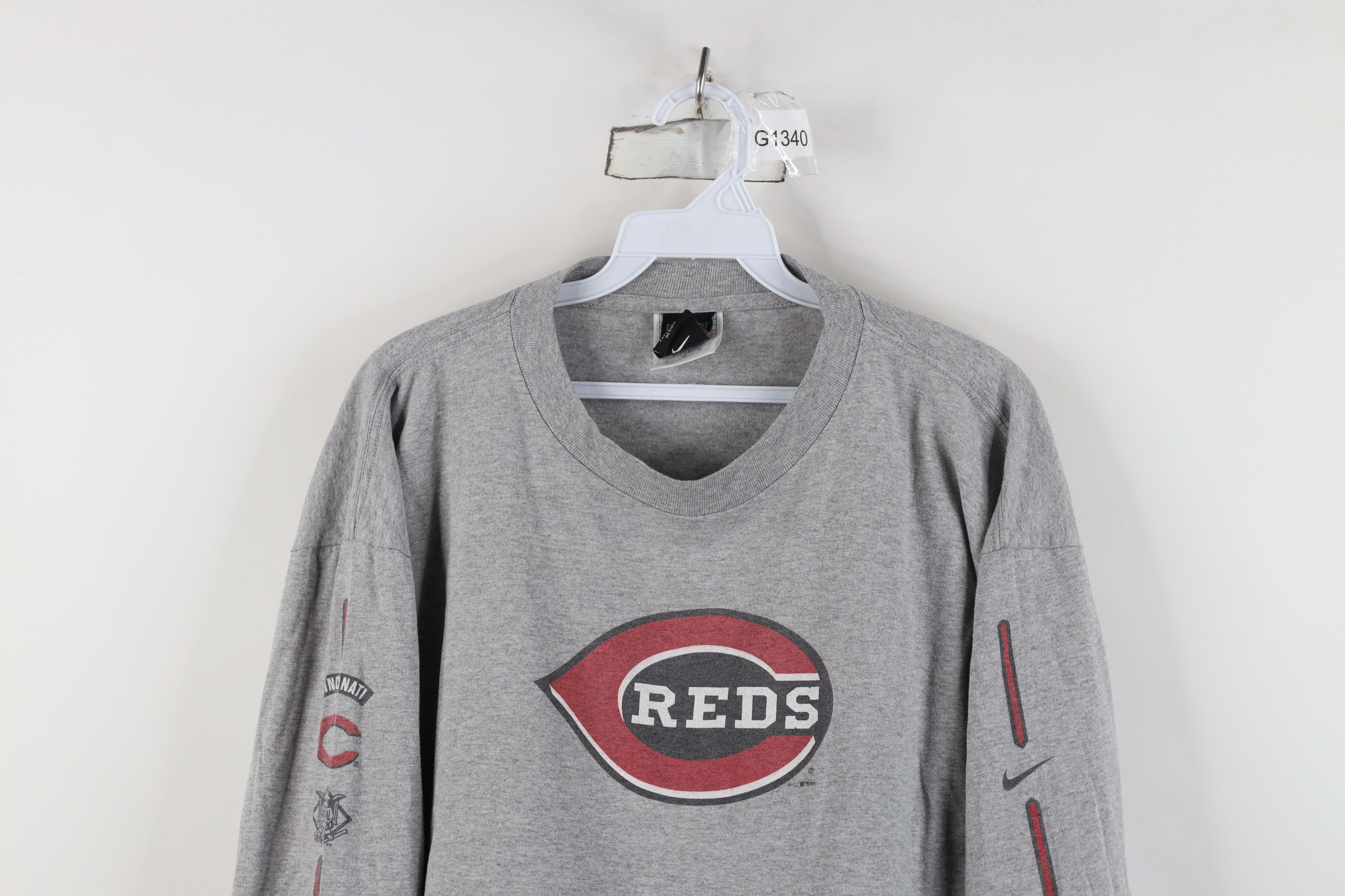 Nike Vintage Y2K 2001 Nike Swoosh Cincinnati Reds T-Shirt Gray Size US L / EU 52-54 / 3 - 2 Thumbnail