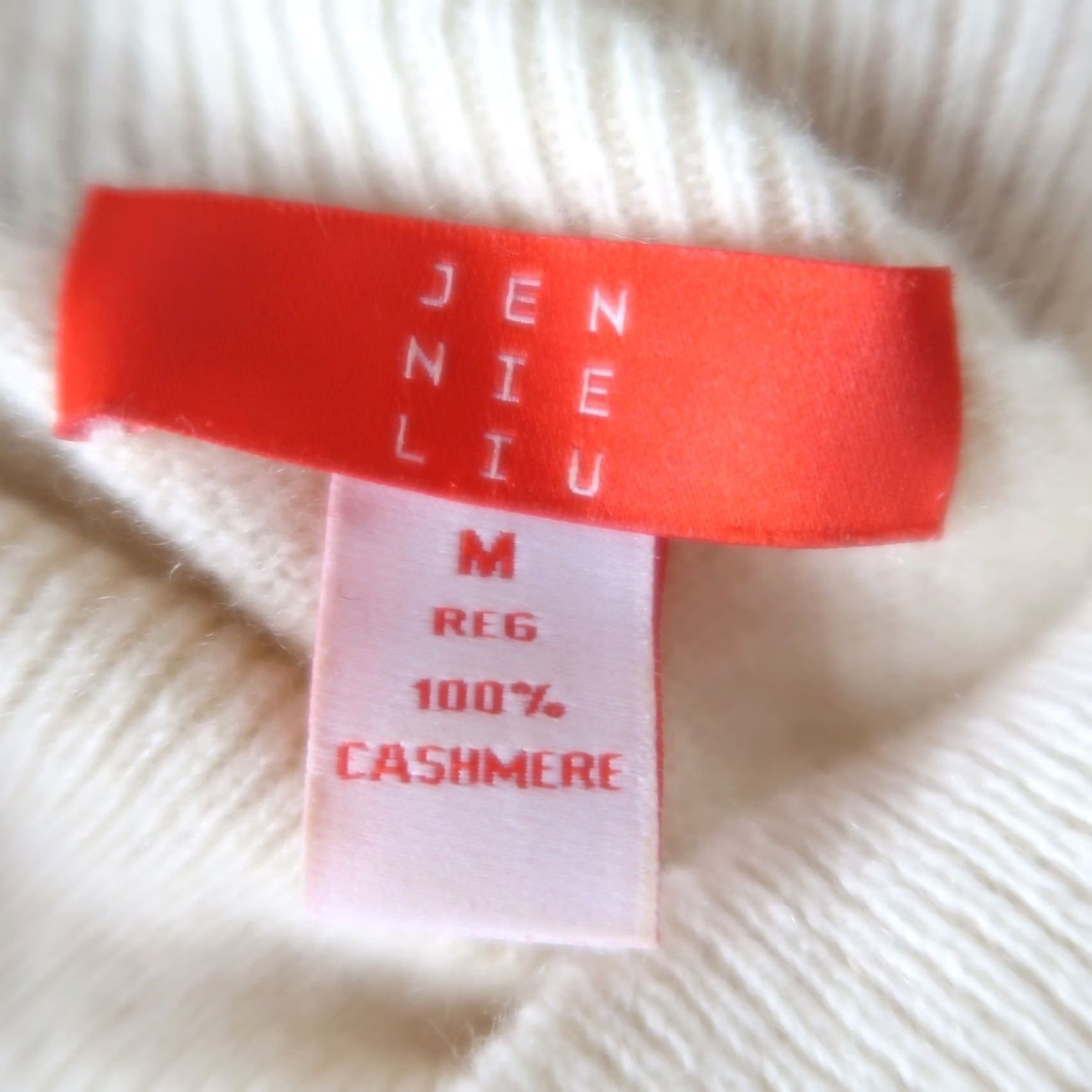 Vintage Jennie Lui Cream 100% Cashmere Knit Turtleneck Sweater M Women Long Sleeve Pullover Size M / US 6-8 / IT 42-44 - 5 Thumbnail