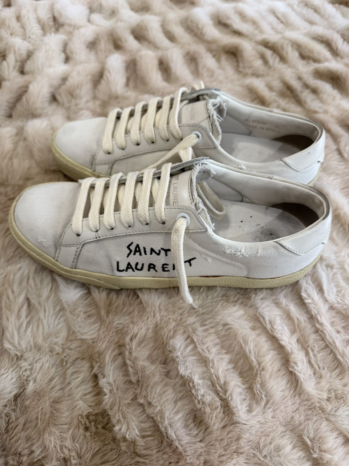 Saint Laurent Paris Saint Laurent Paris Distressed White Low-Top Sneakers Size US 6 / IT 36 - 1 Thumbnail