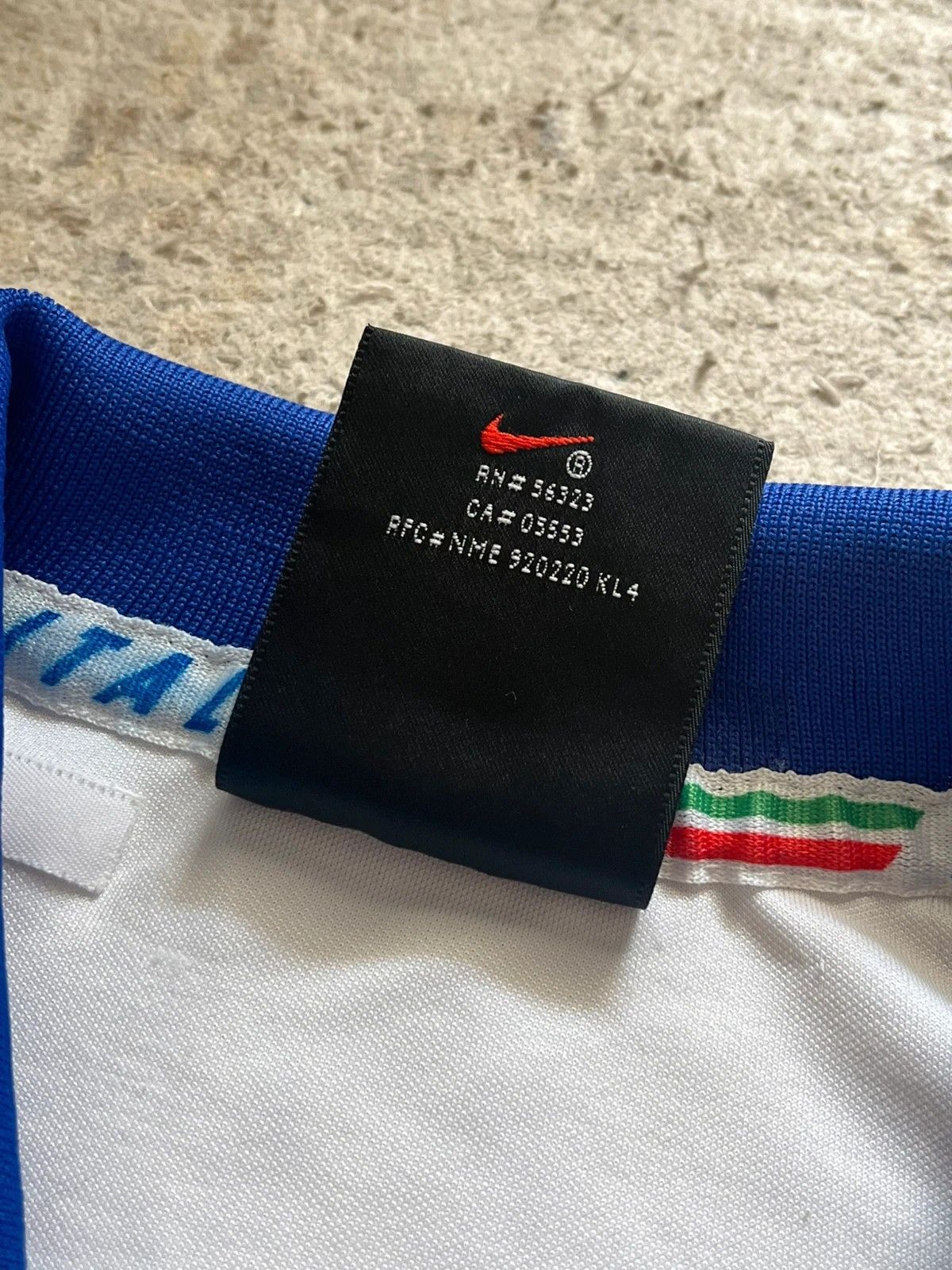 Nike Nike Italia Fedirazione Italiana Giuoco Calcio 1996-1997 Size US L / EU 52-54 / 3 - 4 Thumbnail