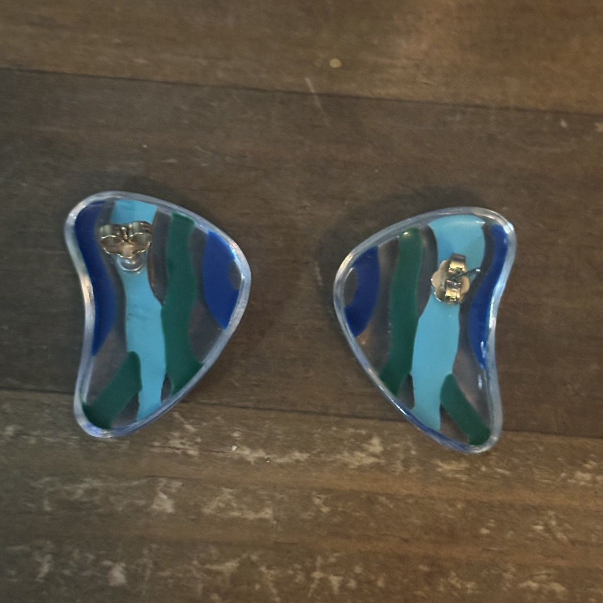 Other × Vintage Vintage Avon Waves acrylic post earrings Size ONE SIZE - 5 Thumbnail