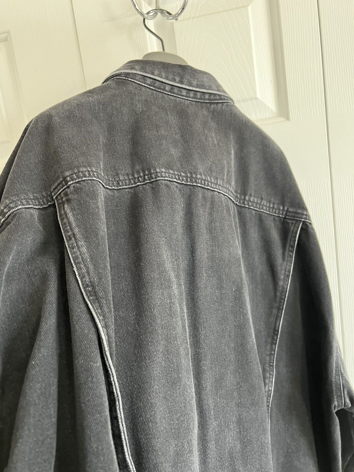 Calvin Klein Denim Jacket size L NWOT Size US L / EU 52-54 / 3 - 7 Thumbnail