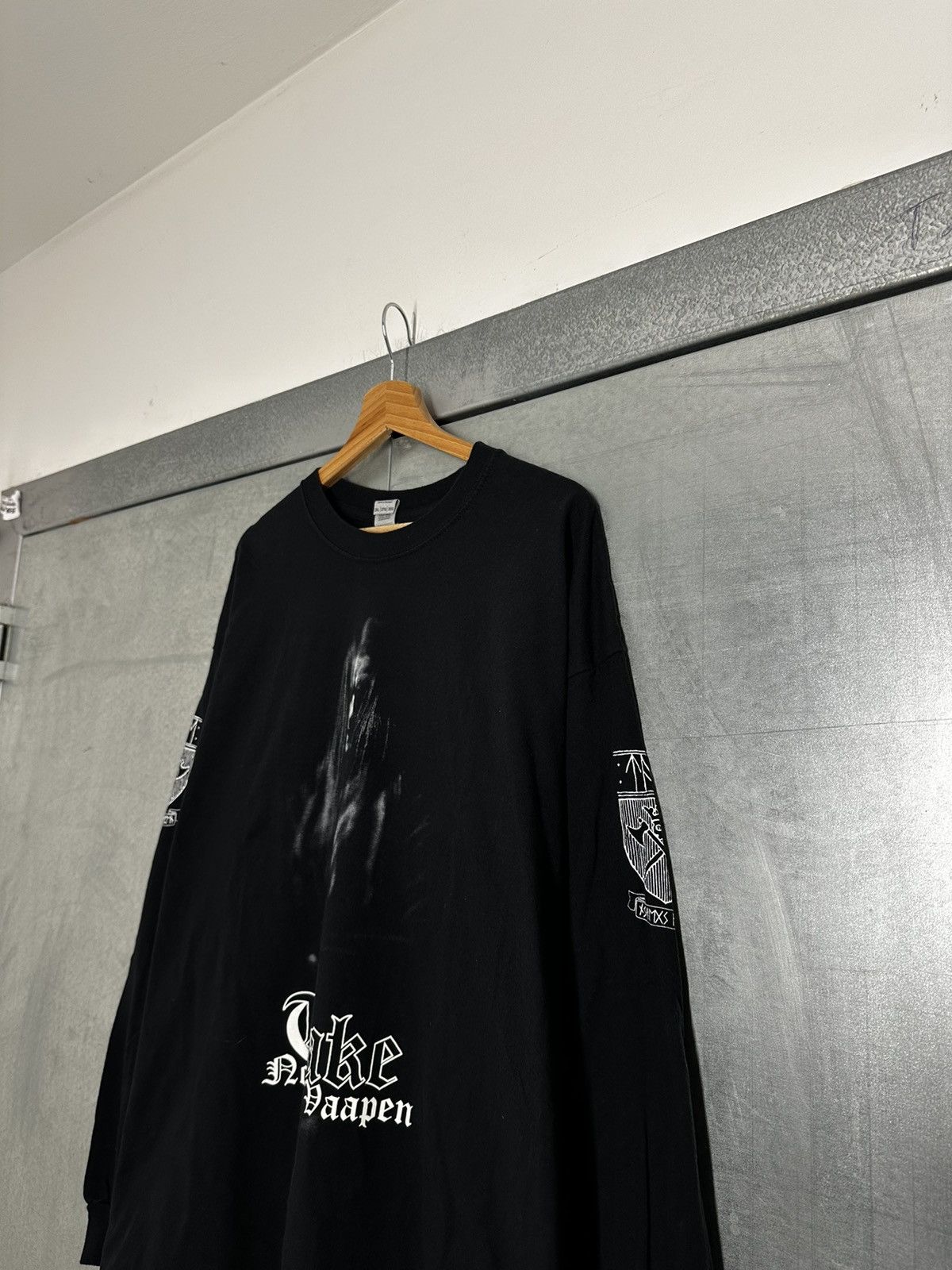 Band Tees Taake Noregs Vaapen 2011 Death Metal Longsleeve Size US XXL / EU 58 / 5 - 5 Thumbnail