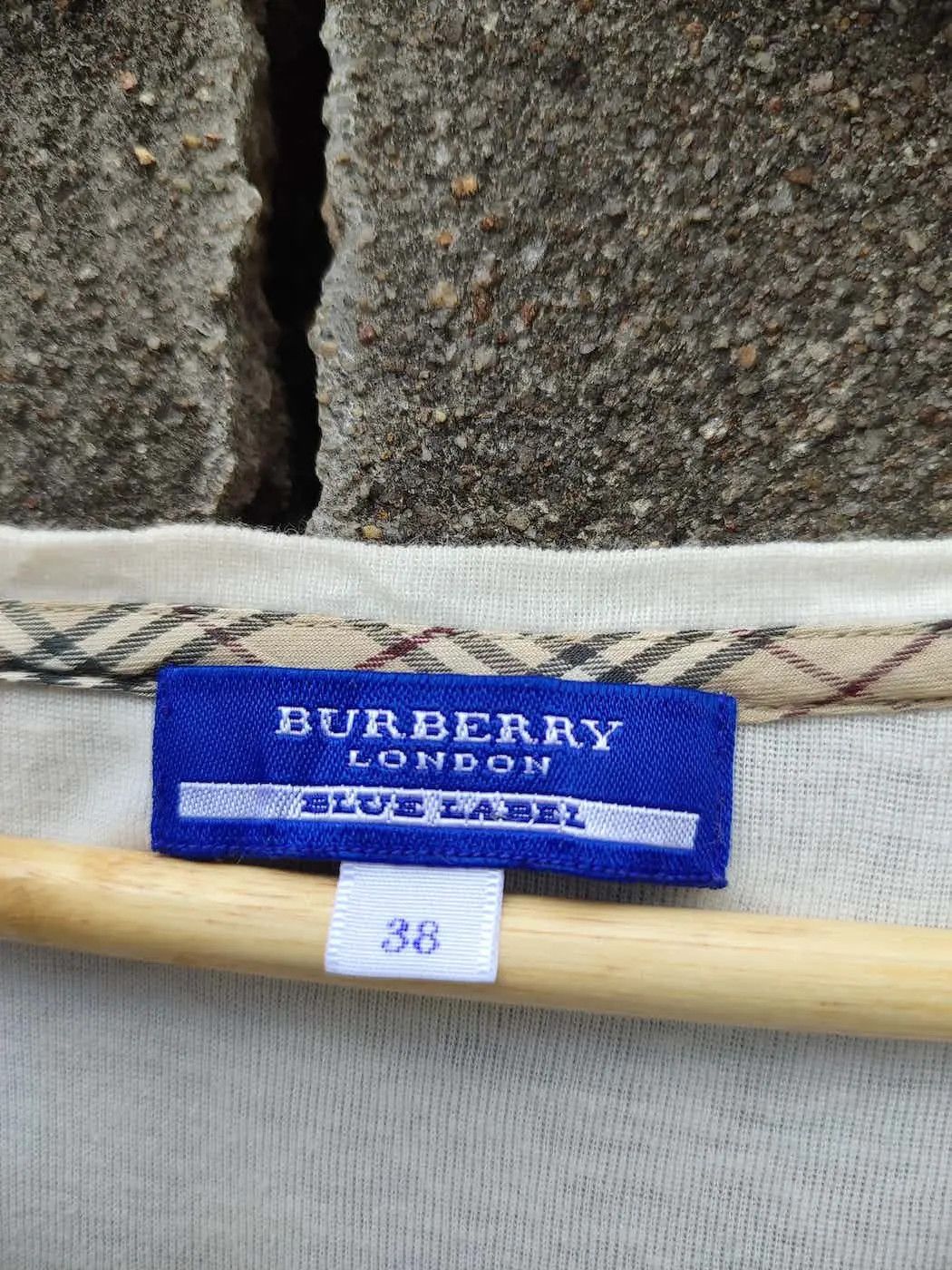 Burberry × Designer 🔥STEAL🔥Burberry London Blue Label Oversize Tee Size S / US 4 / IT 40 - 8 Thumbnail