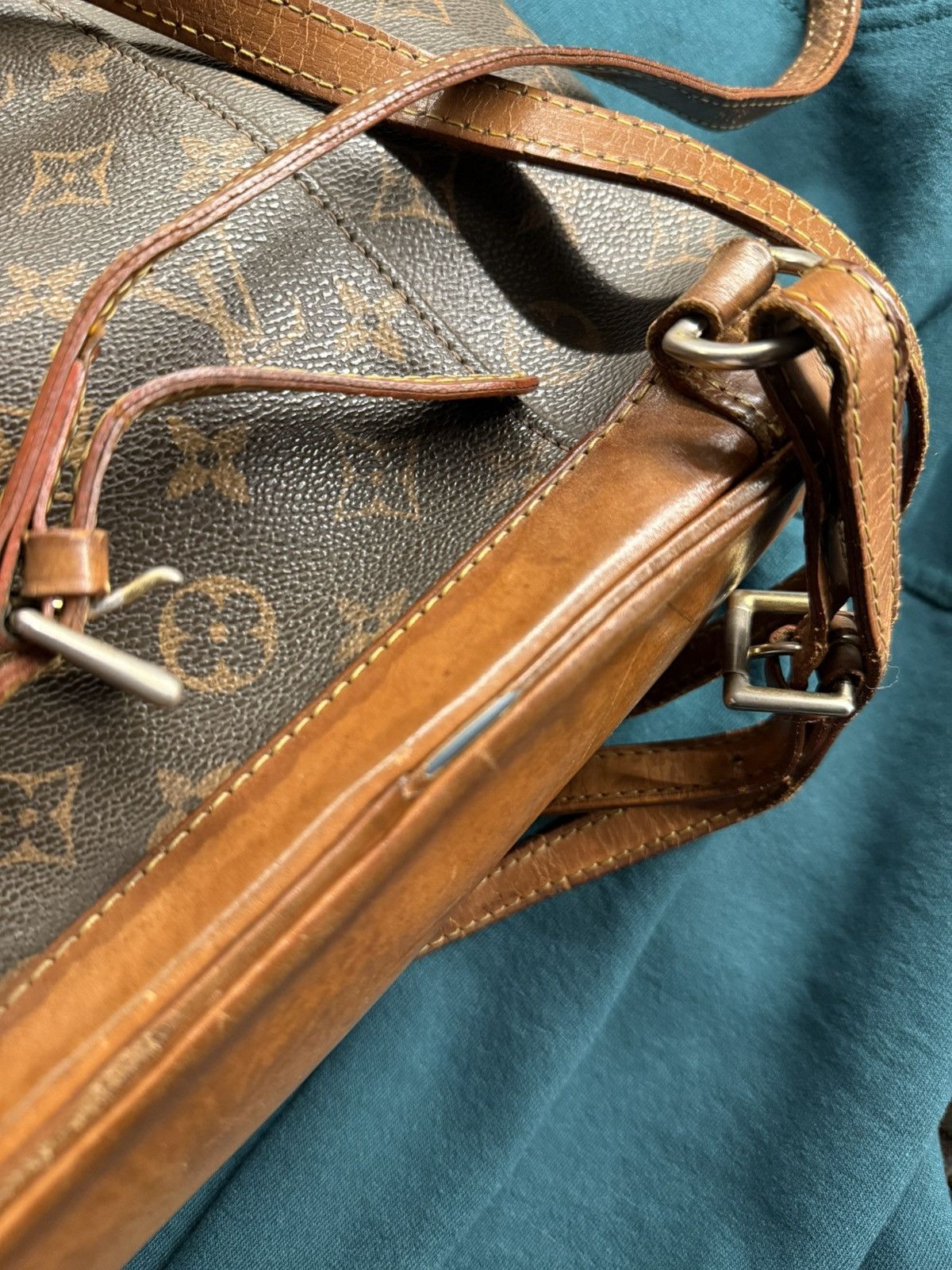 Louis Vuitton Vintage 90’s Louis Vuitton Montsouris Mini PM Bag Size ONE SIZE - 10 Thumbnail