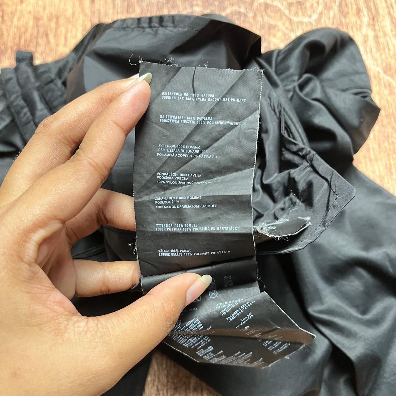 Prada Prada nylon trackpants Size US 34 / EU 50 - 13 Thumbnail
