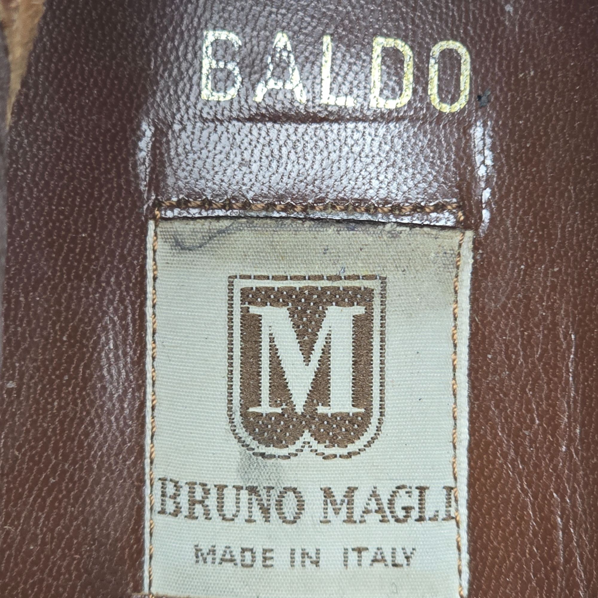 Bruno Magli Vintage Bruno Magli Mens 10.5 Brown Calfskin Leather Chelsea Size US 10.5 / EU 43-44 - 6 Thumbnail