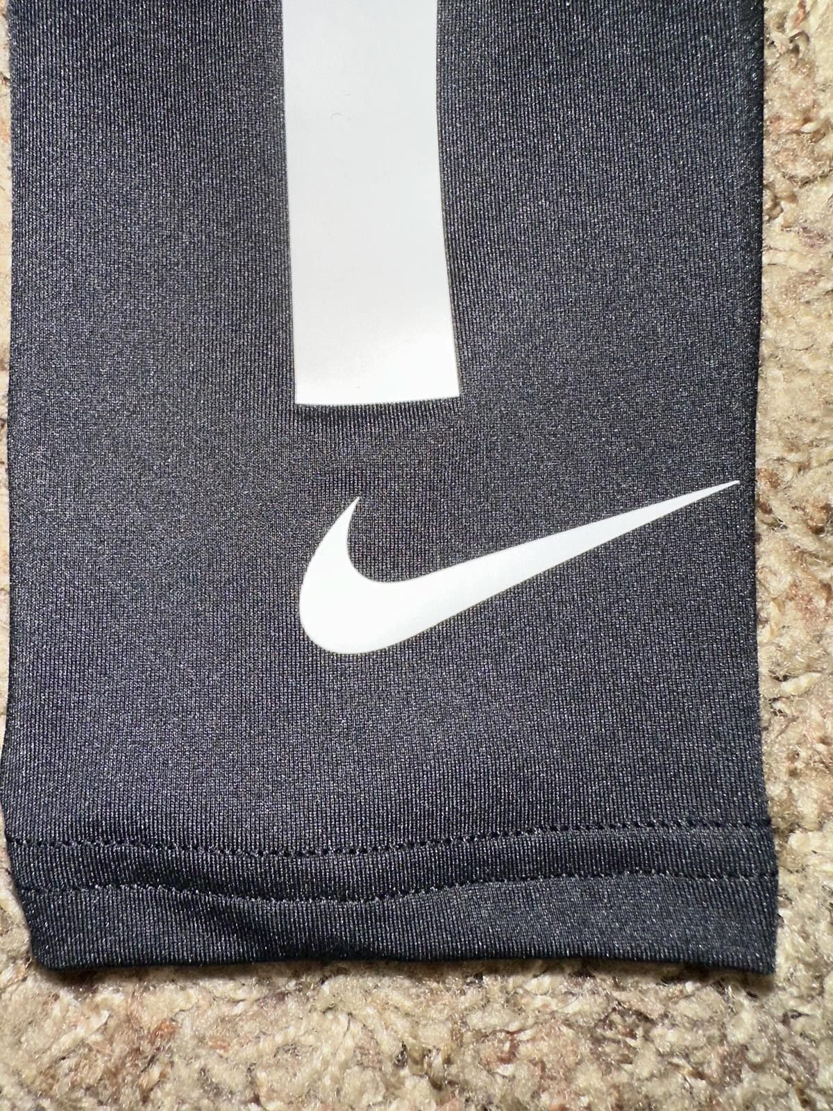 Nike Nike Pro Elite Black Sleeves 2.0 Size ONE SIZE - 10 Thumbnail