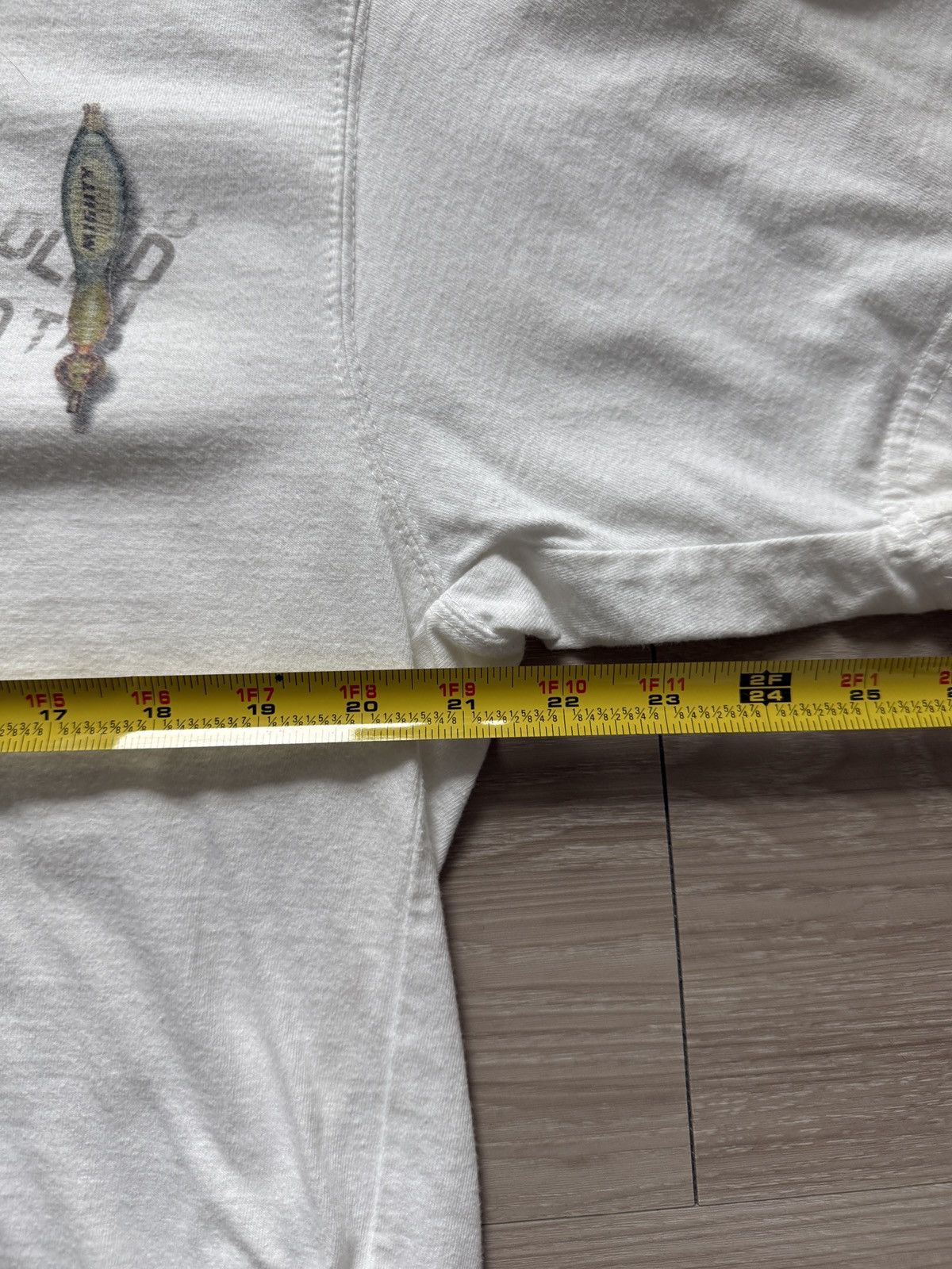 Vintage White and multi-coloured Newport Blue open tap t-shirt tee Size US XL / EU 56 / 4 - 4 Thumbnail