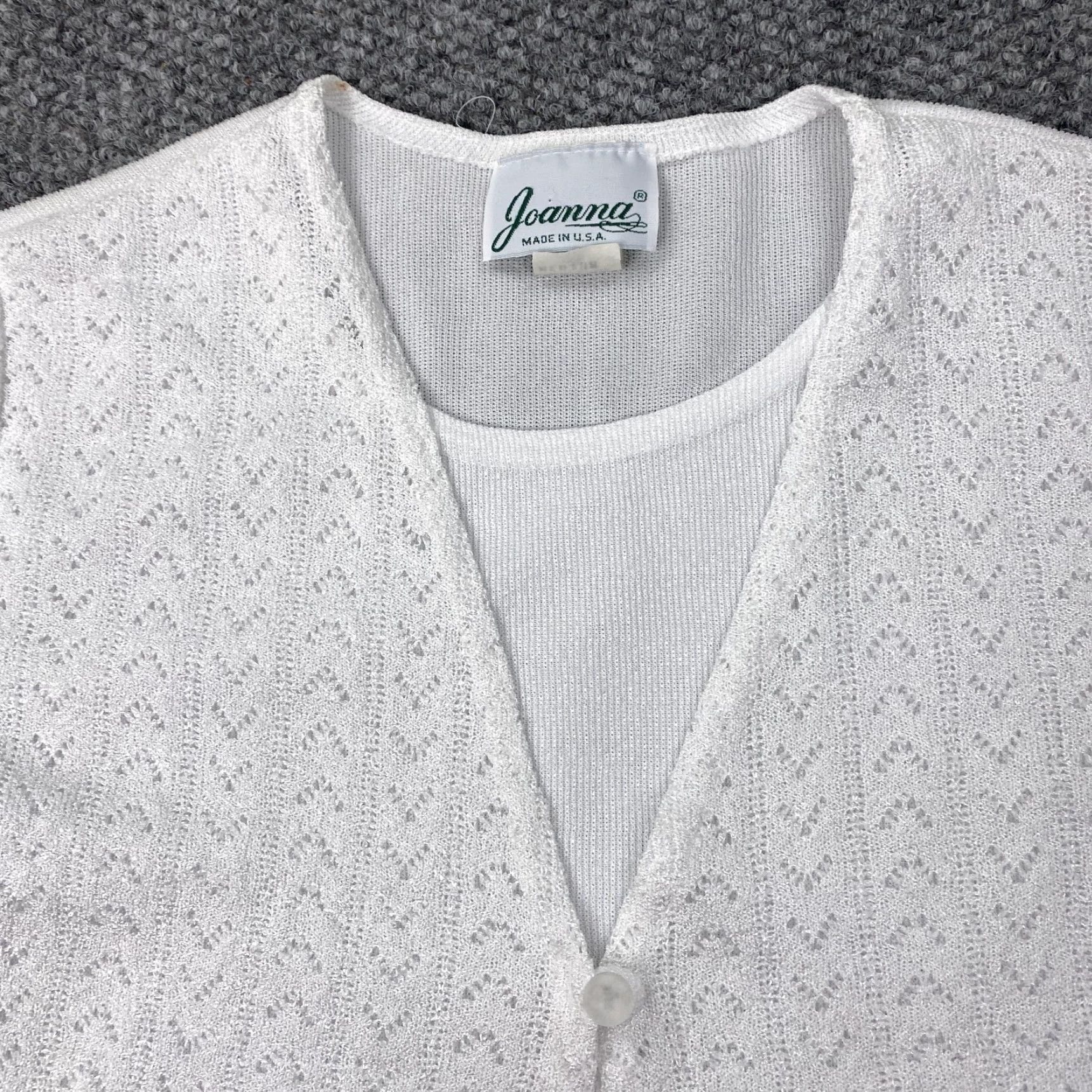 Vintage VINTAGE Joanna Sweater Womens Medium White Short Sleeve Cardigan Made USA Polyester Size M / US 6-8 / IT 42-44 - 2 Thumbnail