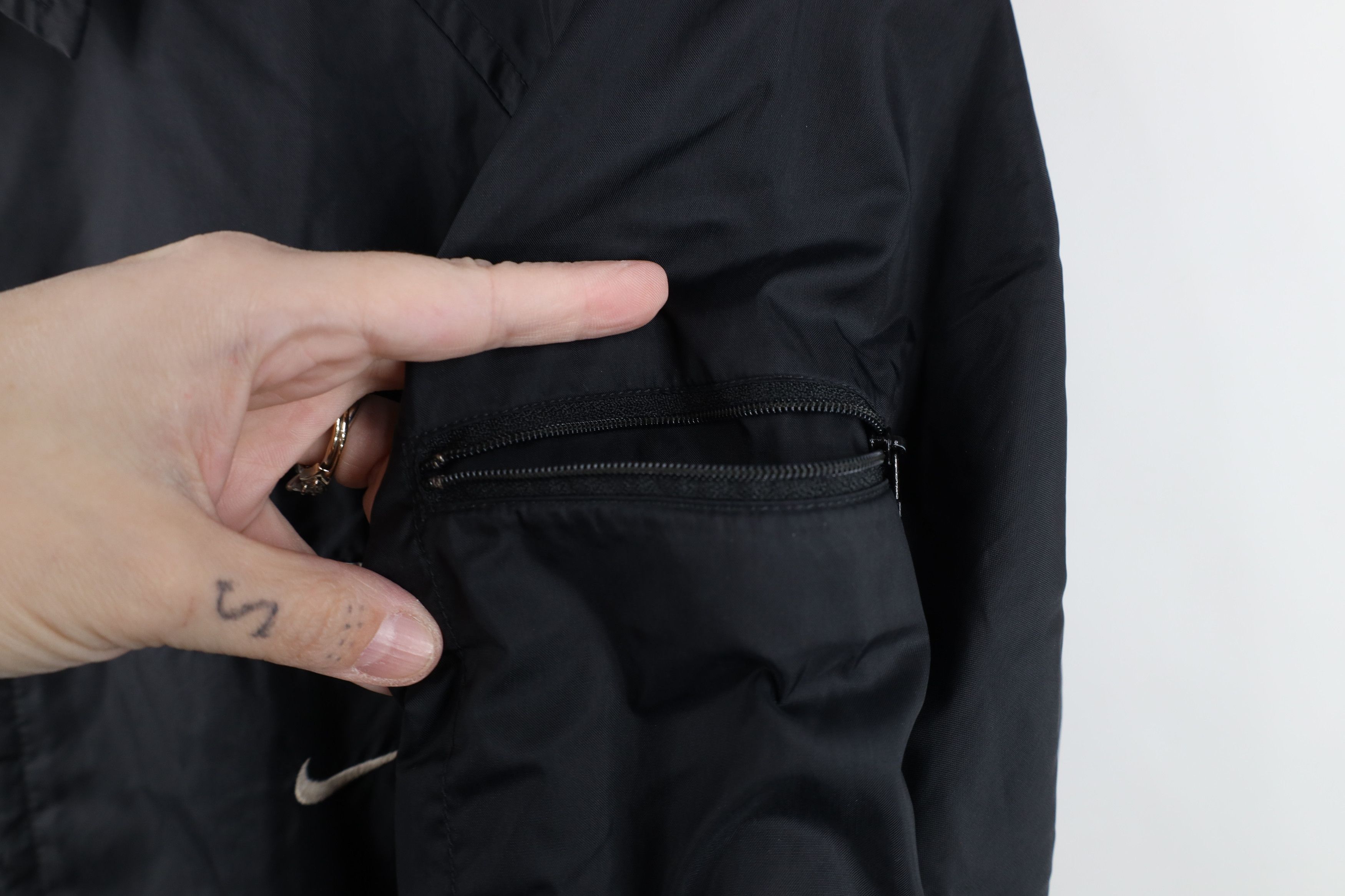 Nike Vintage 90s Nike Scott Mini Swoosh Lined Windbreaker Jacket Size M / US 6-8 / IT 42-44 - 9 Thumbnail