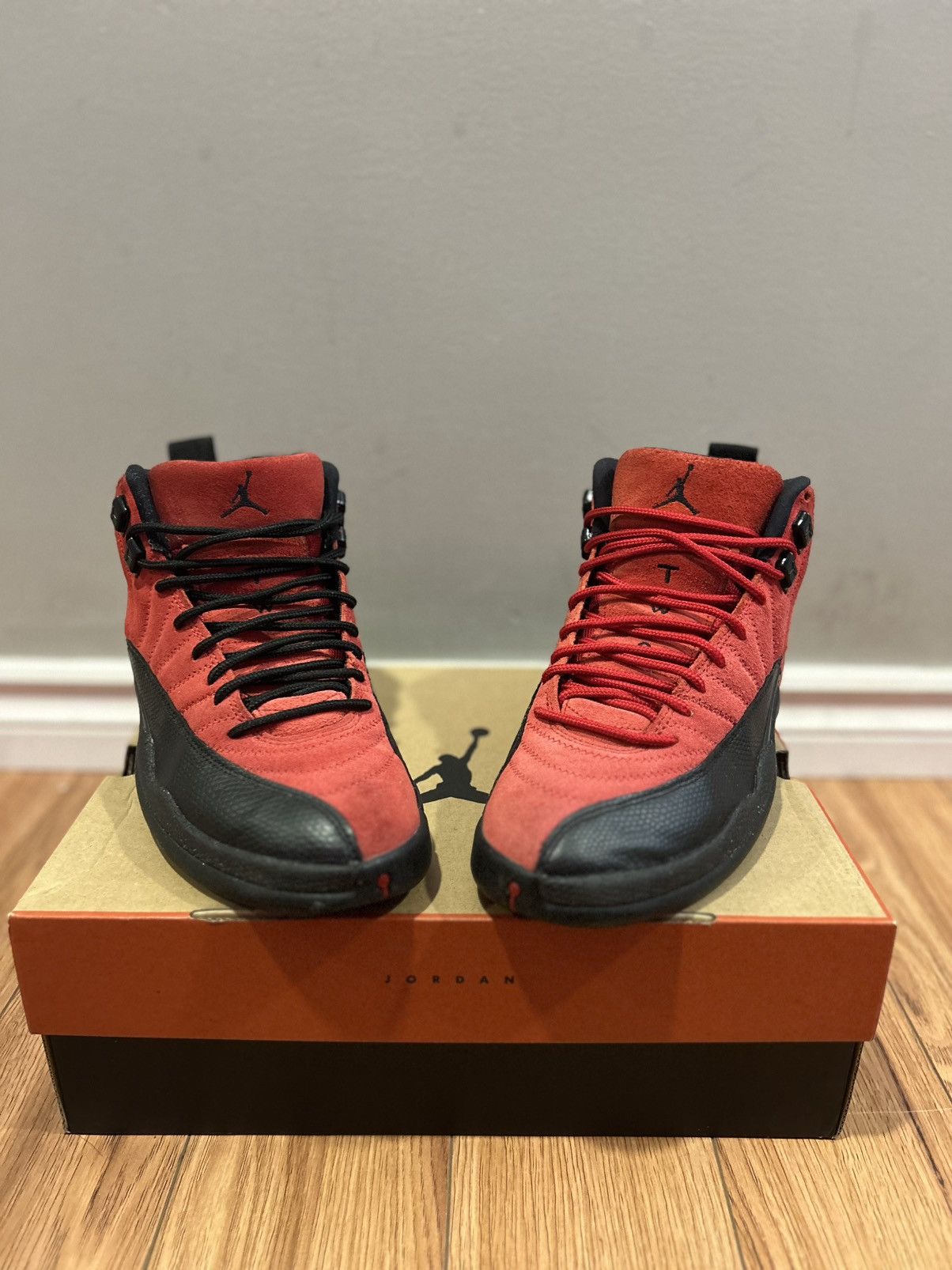 Jordan Brand Air Jordan 12 ‘Reverse Flu Game’ Size US 8 / EU 41 - 3 Thumbnail