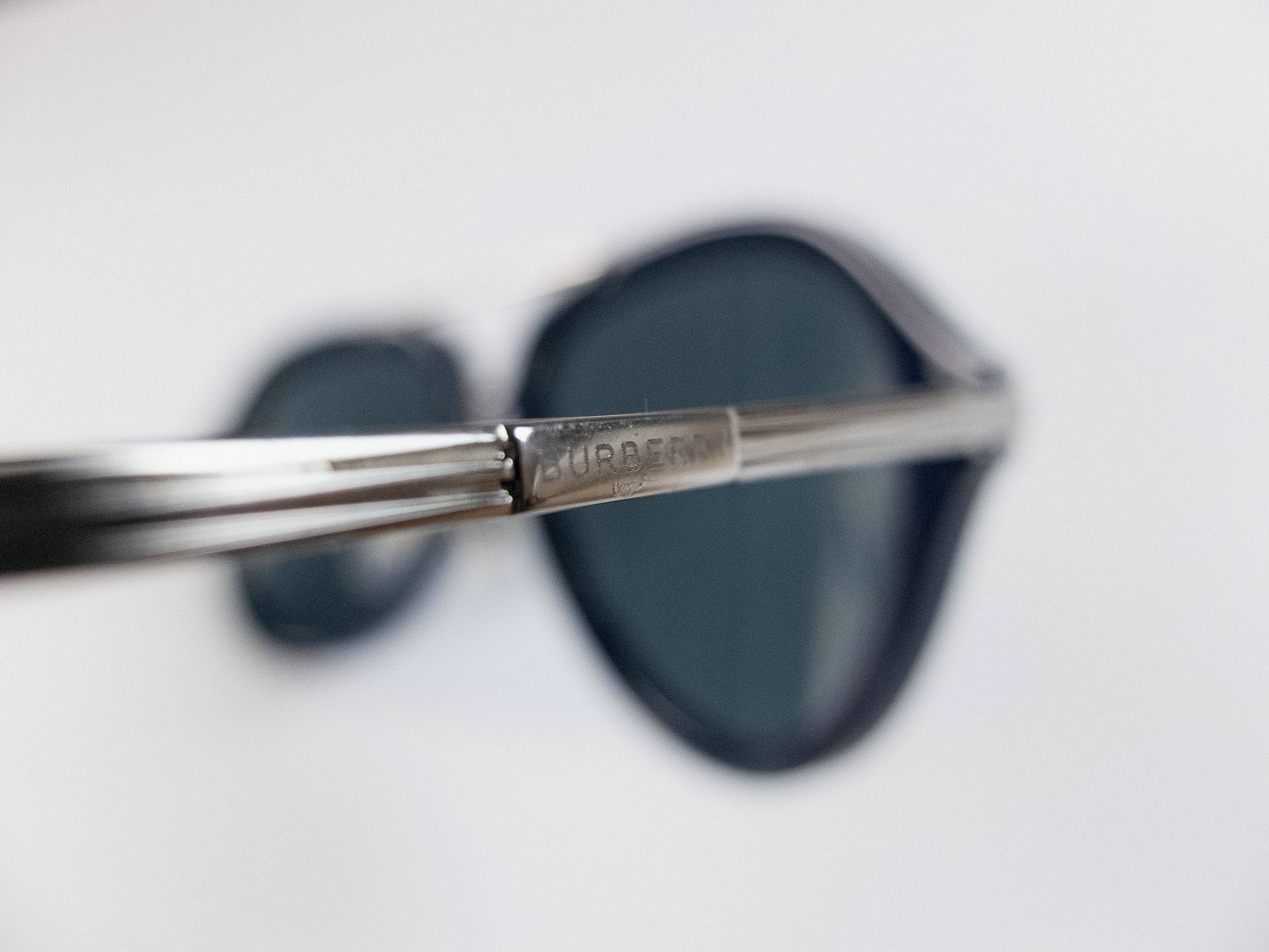 Burberry BURBERRY navy blue acetate and metal oval sunglasses Size ONE SIZE - 9 Thumbnail
