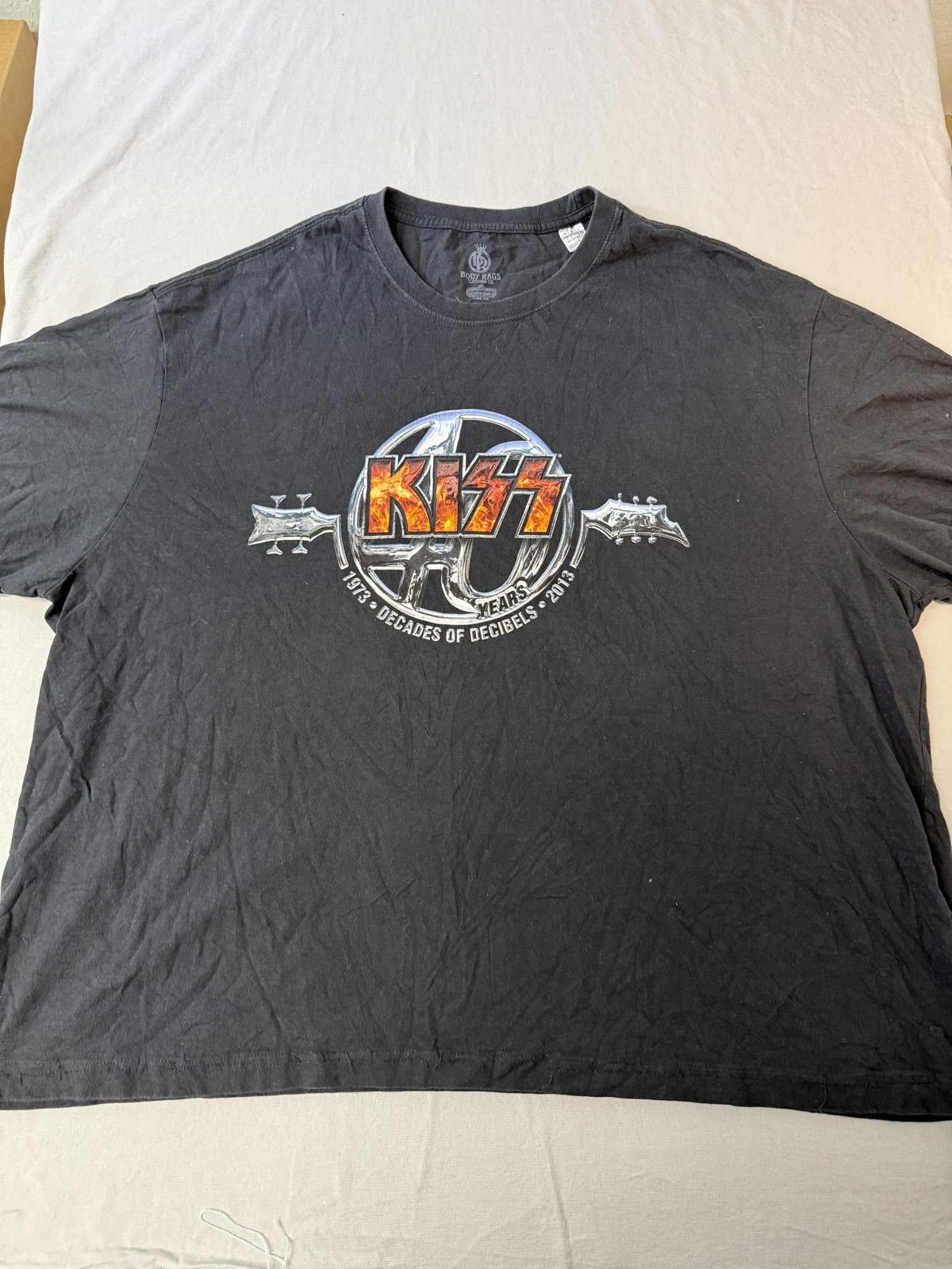 Other KISS Band T-shirt 40 Years Decades of Decibels 2013 Tee 4XLT Size US XXL / EU 58 / 5 - 1 Thumbnail