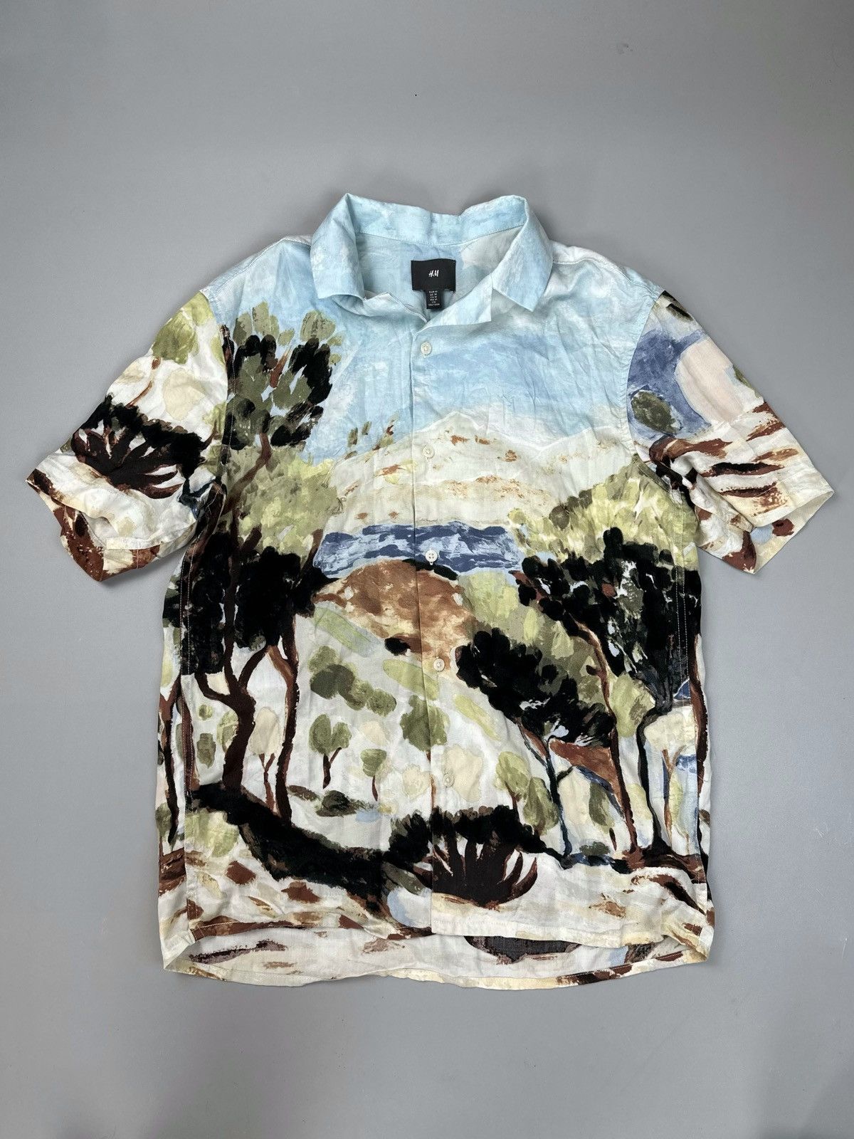 H&M H&M basic Silk Button Short Sleeve Shirt Nature Pattern Size US M / EU 48-50 / 2 - 4 Thumbnail