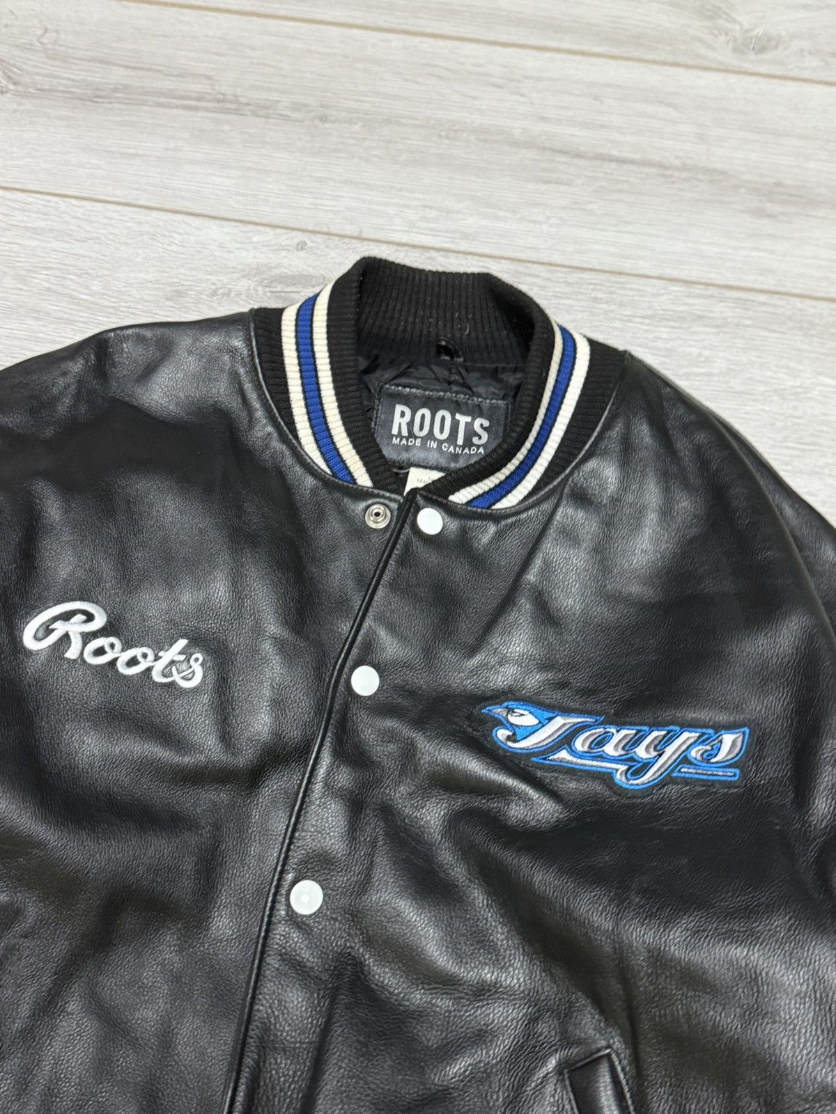 Roots Roots Canada Toronto Jays leather bomber varsity Size US L / EU 52-54 / 3 - 3 Thumbnail