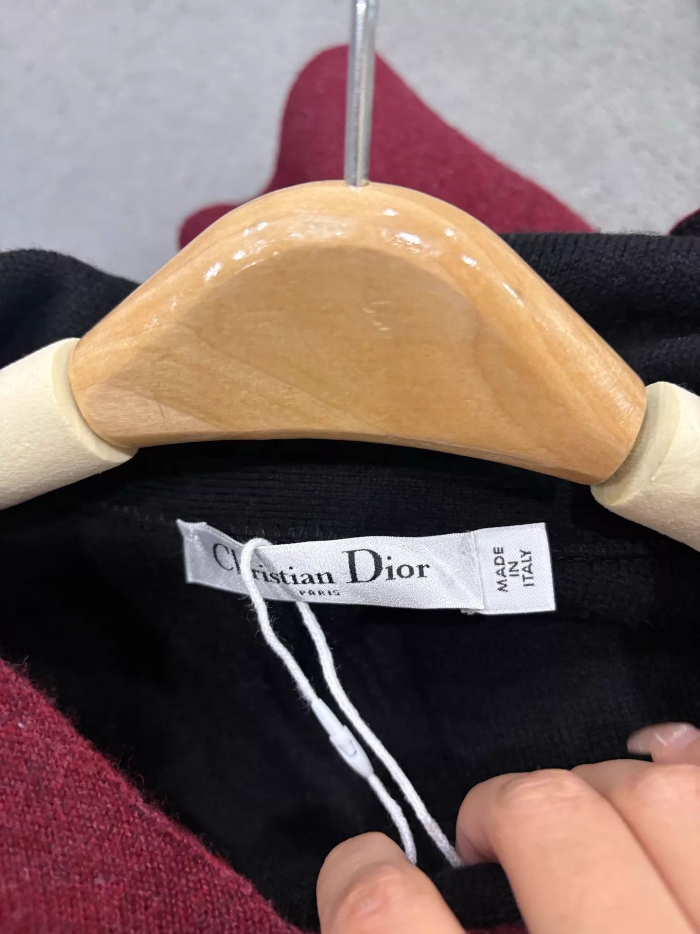 Dior Dior Deep Wine Cashmere Hoodie 36 Mint Size XS / US 0-2 / IT 36-38 - 6 Thumbnail