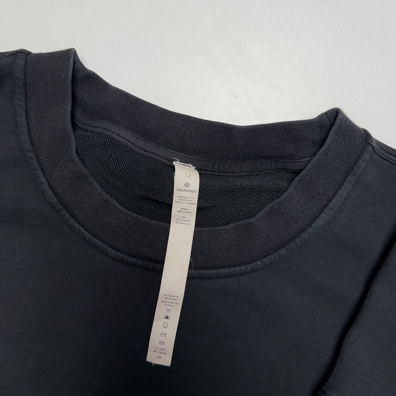 Lululemon Lululemon Sweatshirt Womens Black Crew Neck Workout Gym Size XL / US 12-14 / IT 48-50 - 7 Thumbnail