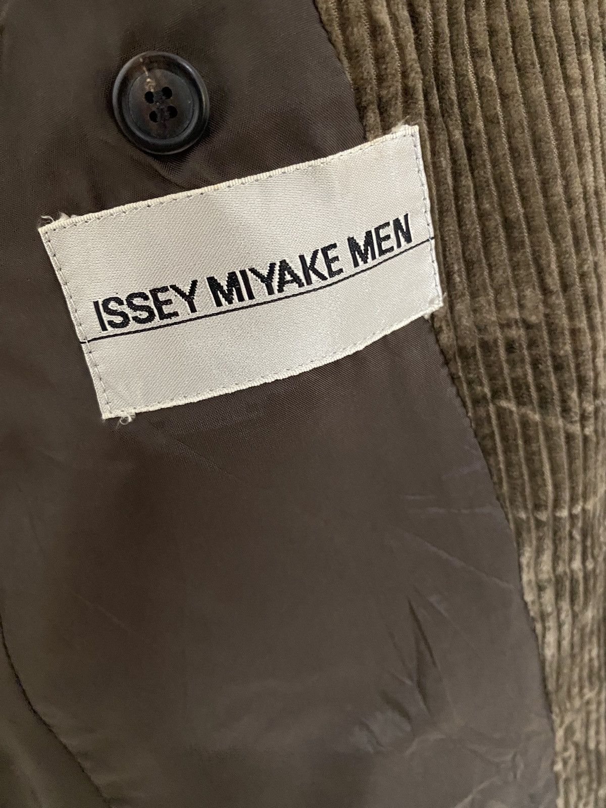 Issey Miyake × Vintage Vintage Issey Miyake Men Corduroy Blazer Coat Size US S / EU 44-46 / 1 - 7 Thumbnail
