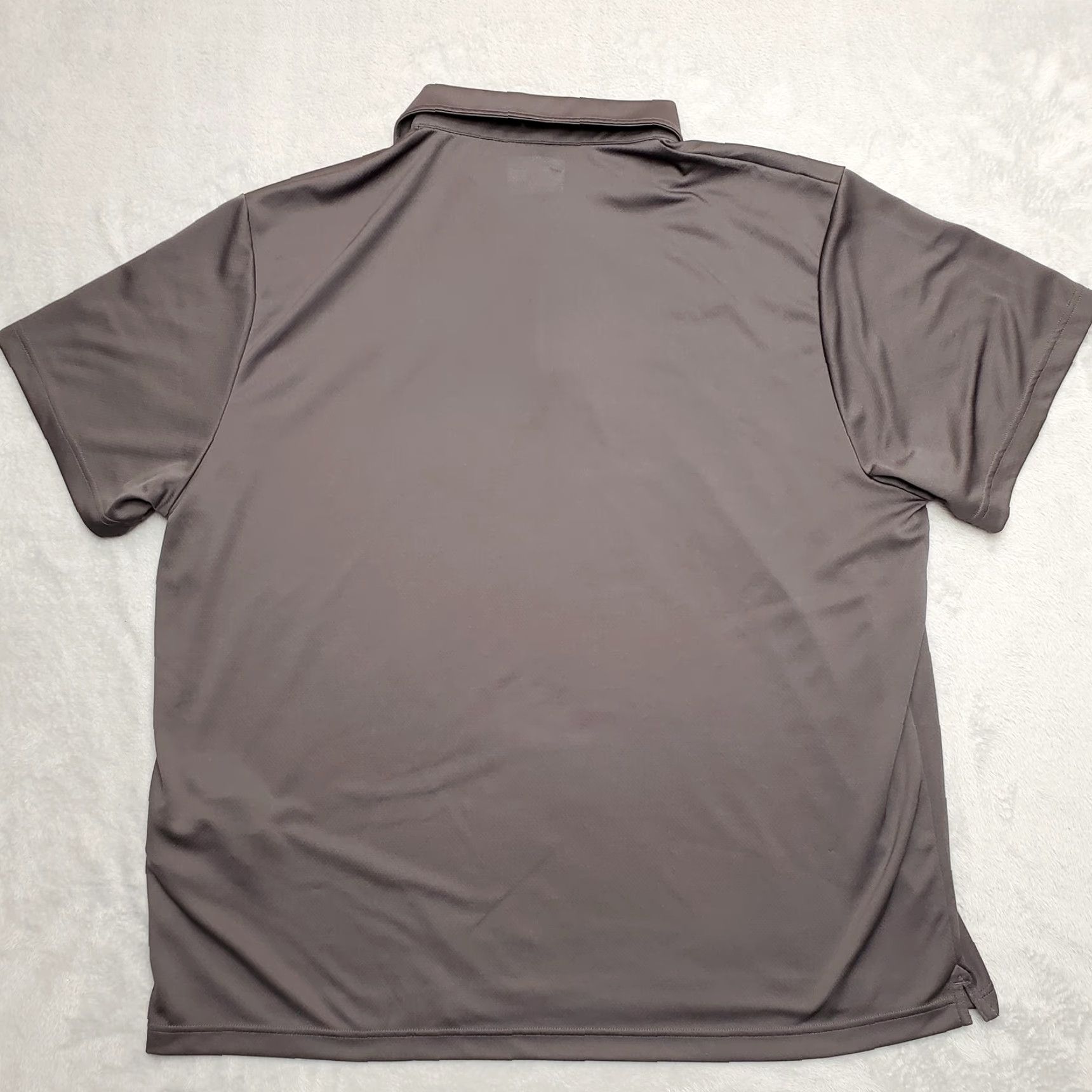 Under Armour Under Armour Shirt Mens 3XL Gray Polo Loose Fit Polyester Collared Short Sleeve Breathable UV Logo Embroidered 90s Panthers Size US XXL / EU 58 / 5 - 7 Thumbnail