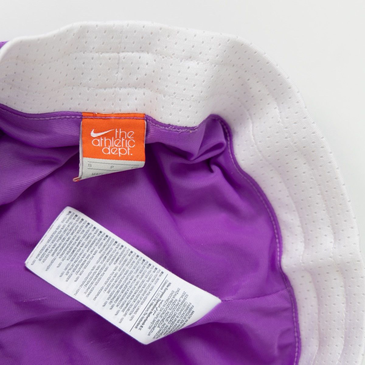 Nike Nike Womens Vintage 00s Violet Mesh Shorts Y2K Running Logo Size 30" / US 8 / IT 44 - 4 Thumbnail