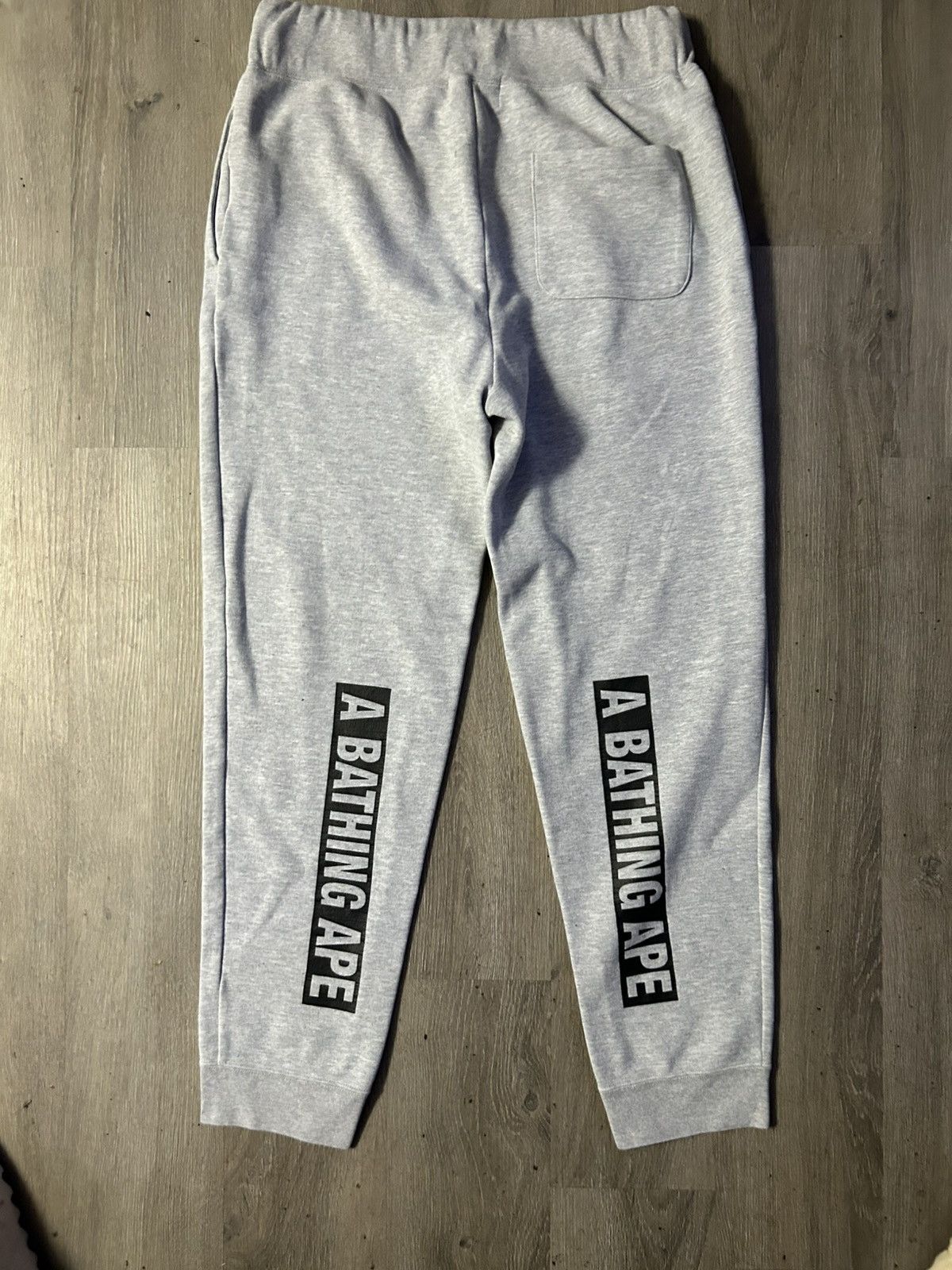 Bape BAPE Summer Bag Block Print Apehead Sweatpants Size US 34 / EU 50 - 4 Thumbnail