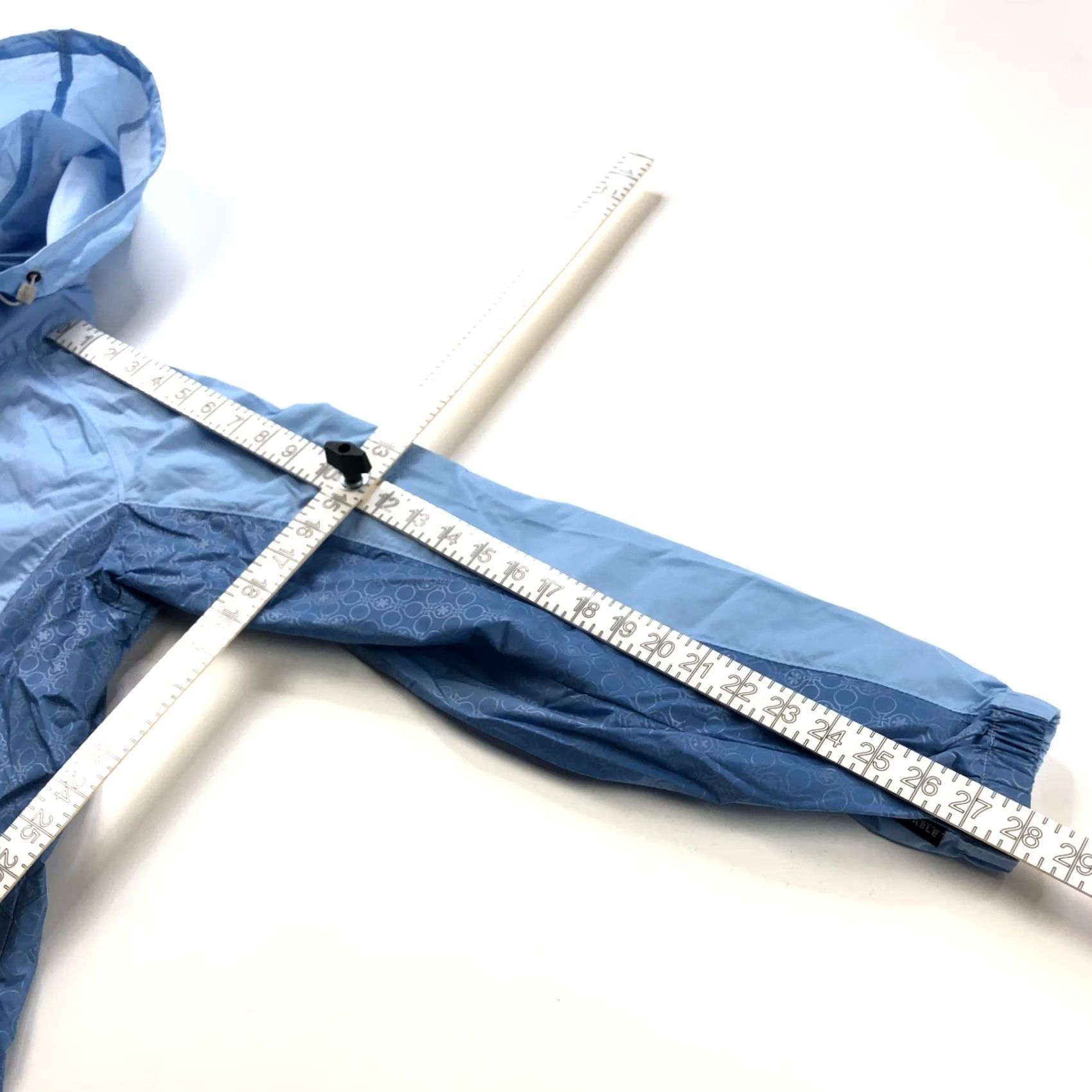 Vintage Columbia Womens Packable Stow Waterproof Jacket Shirt Adult M Light Blue Jacket Woman, Lightweight, Navy? Size M / US 6-8 / IT 42-44 - 4 Thumbnail