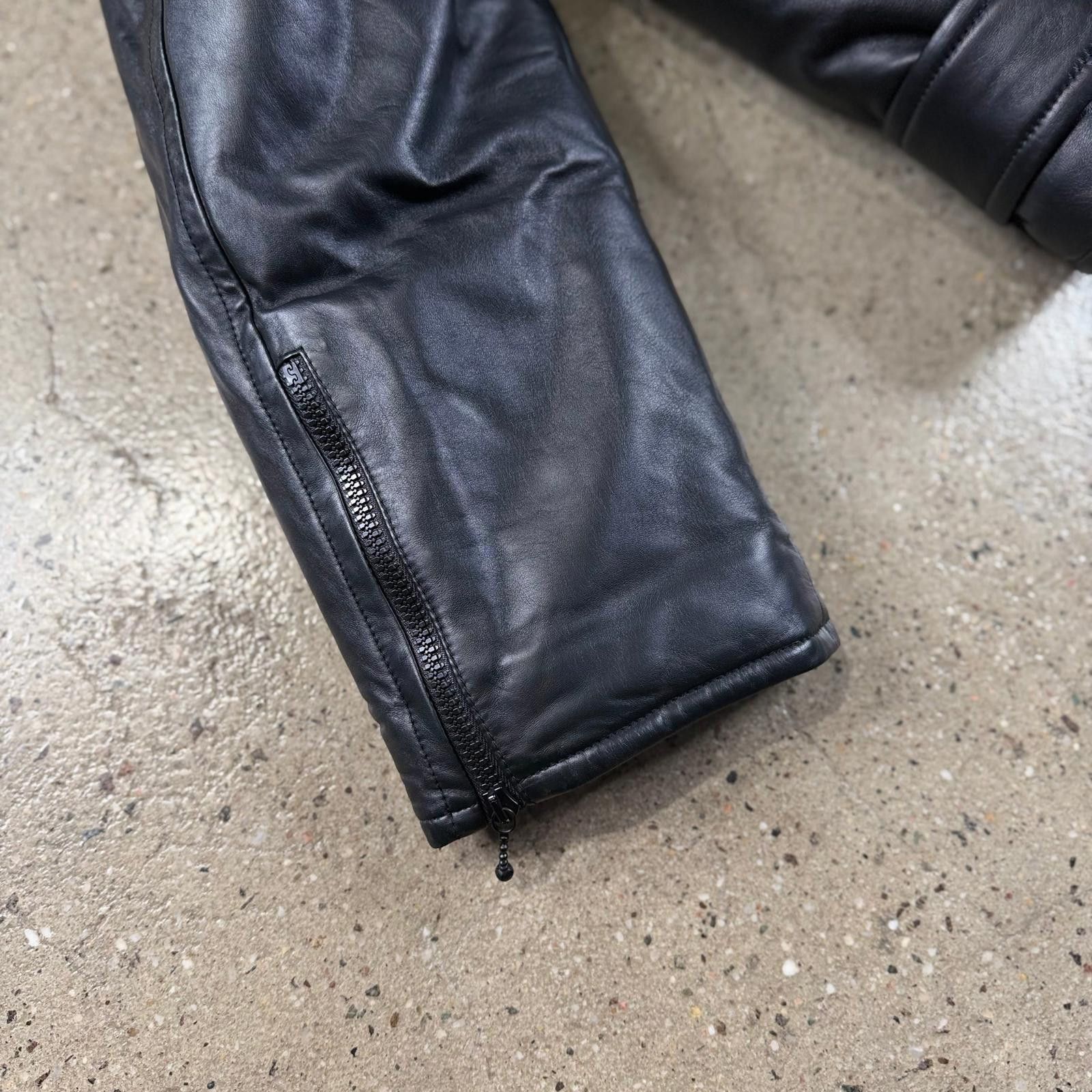 Louis Vuitton Louis Vuitton Leather Puffer Perfecto Jacket Size US XL / EU 56 / 4 - 7 Thumbnail