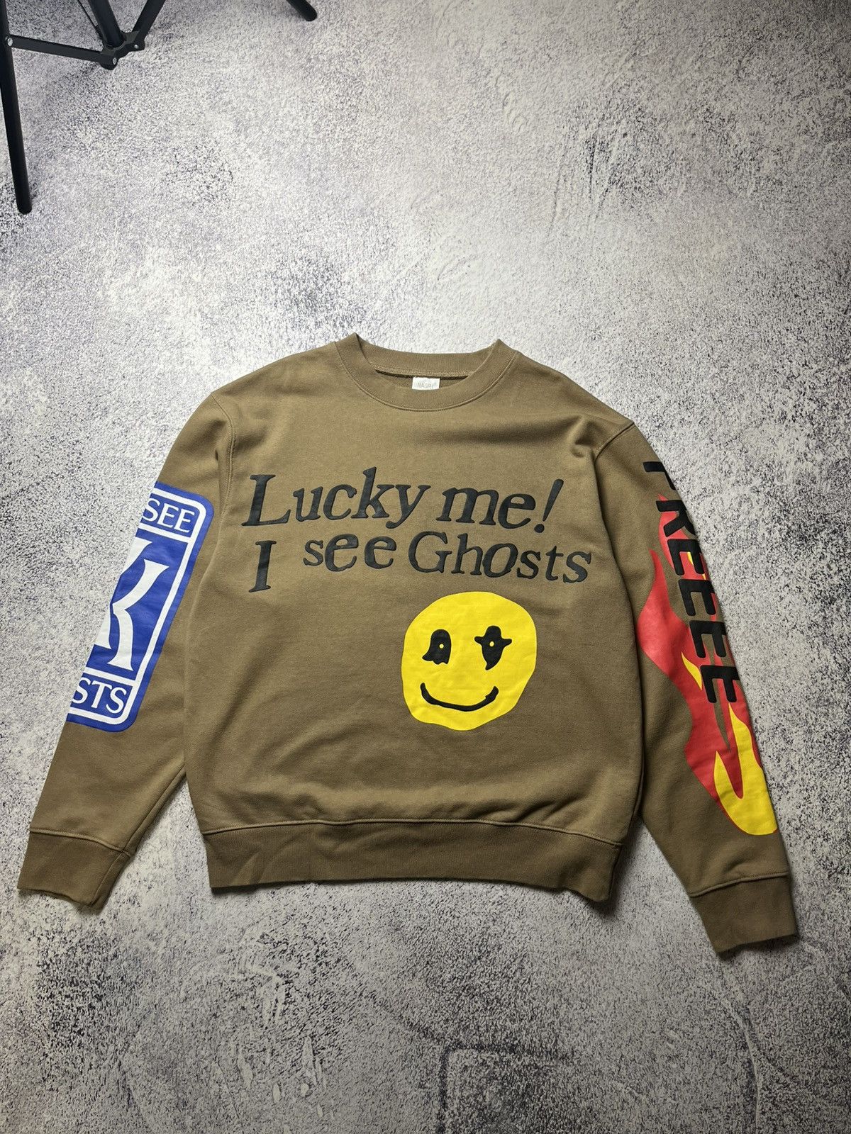Rap Tees Lucky Me I See Ghosts Smiley Face Rap Hip Hop Sweatshirt Size US M / EU 48-50 / 2 - 1 Thumbnail