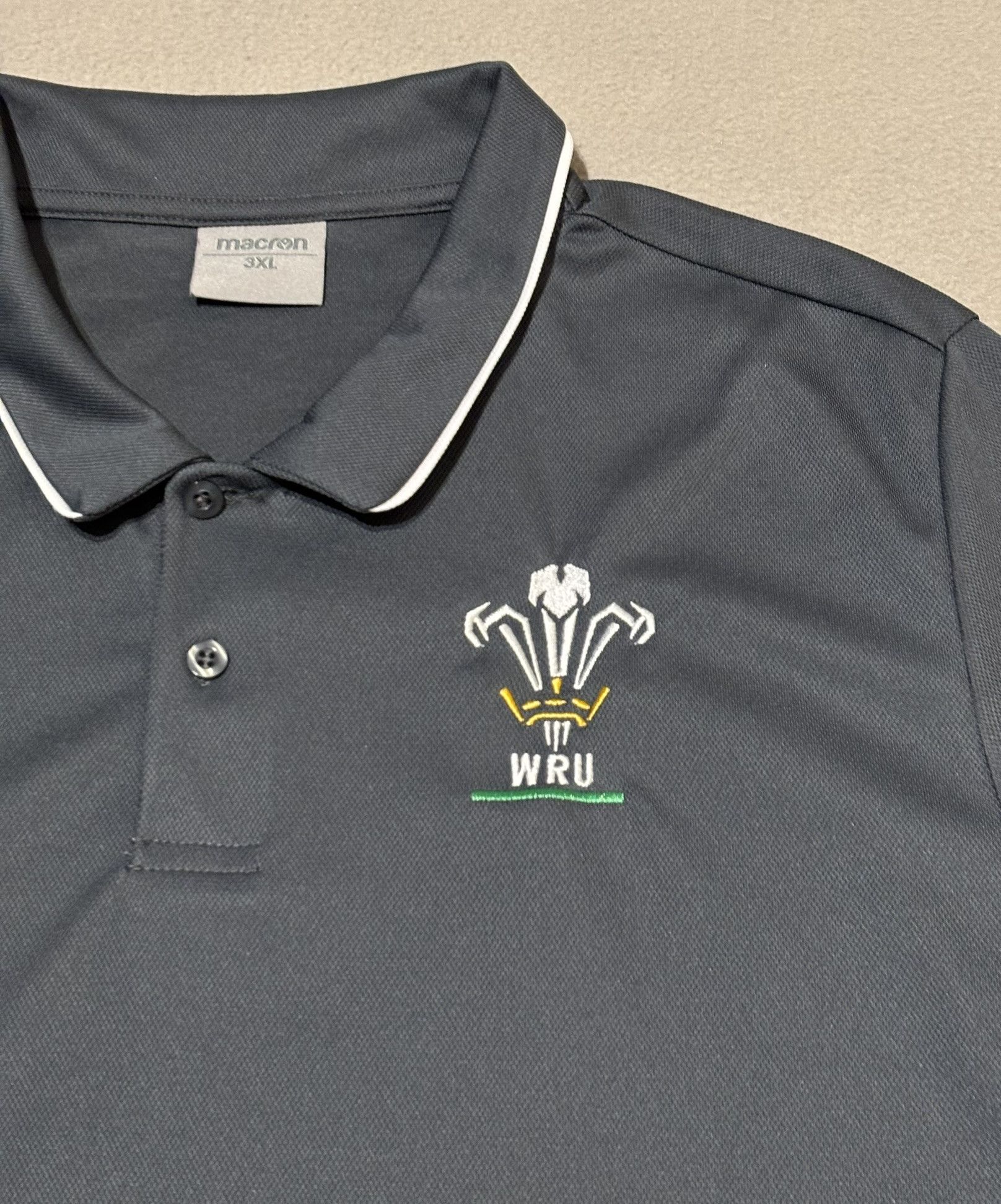 Macron Polo Wales Rugby WRU Macron Roz. XL Size US XL / EU 56 / 4 - 7 Thumbnail